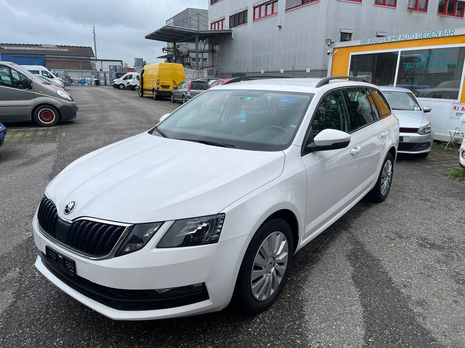 SKODA Octavia Combi 2.0 TDI Ambition DSG