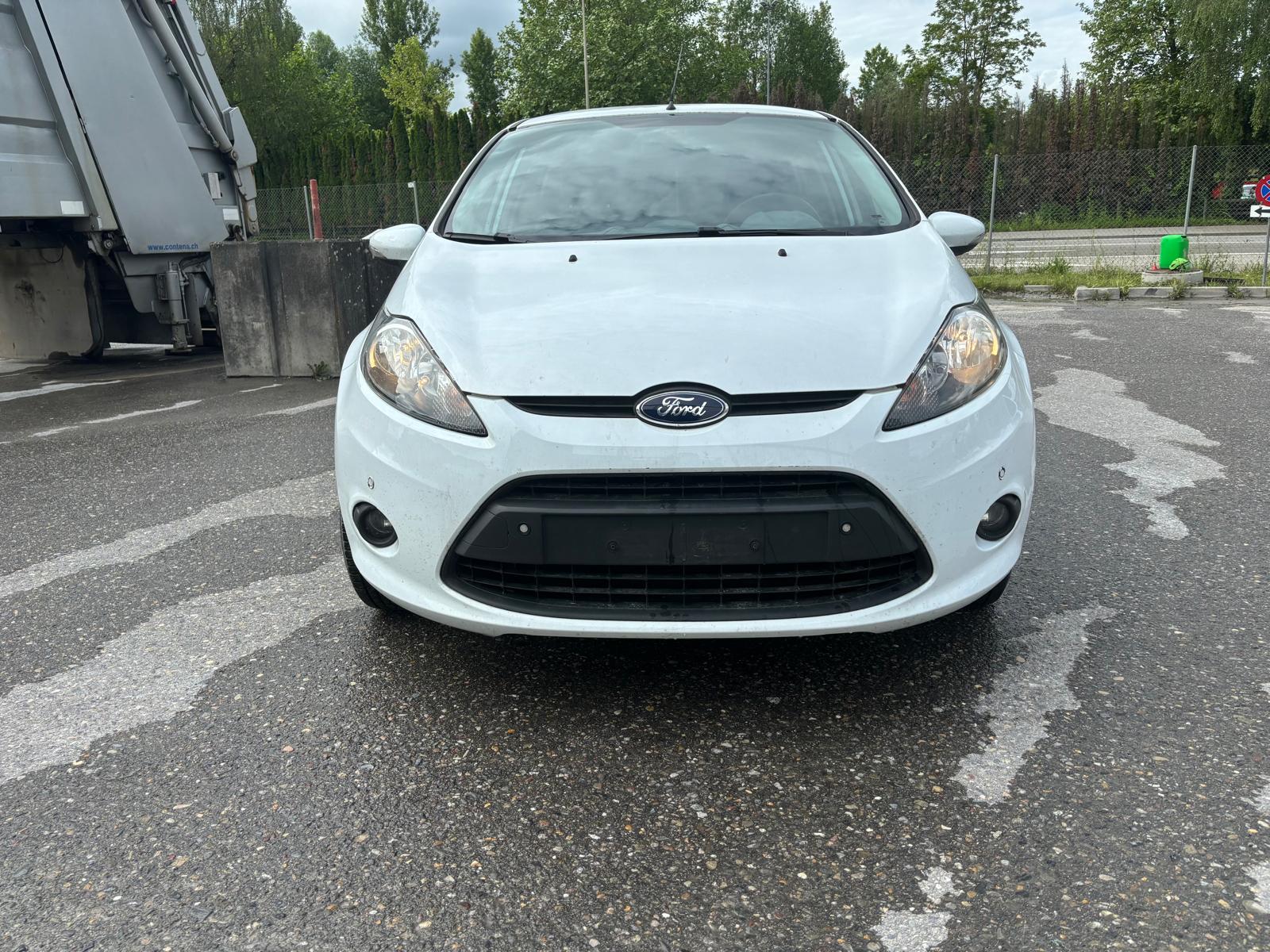 FORD Fiesta 1.4 16V Trend