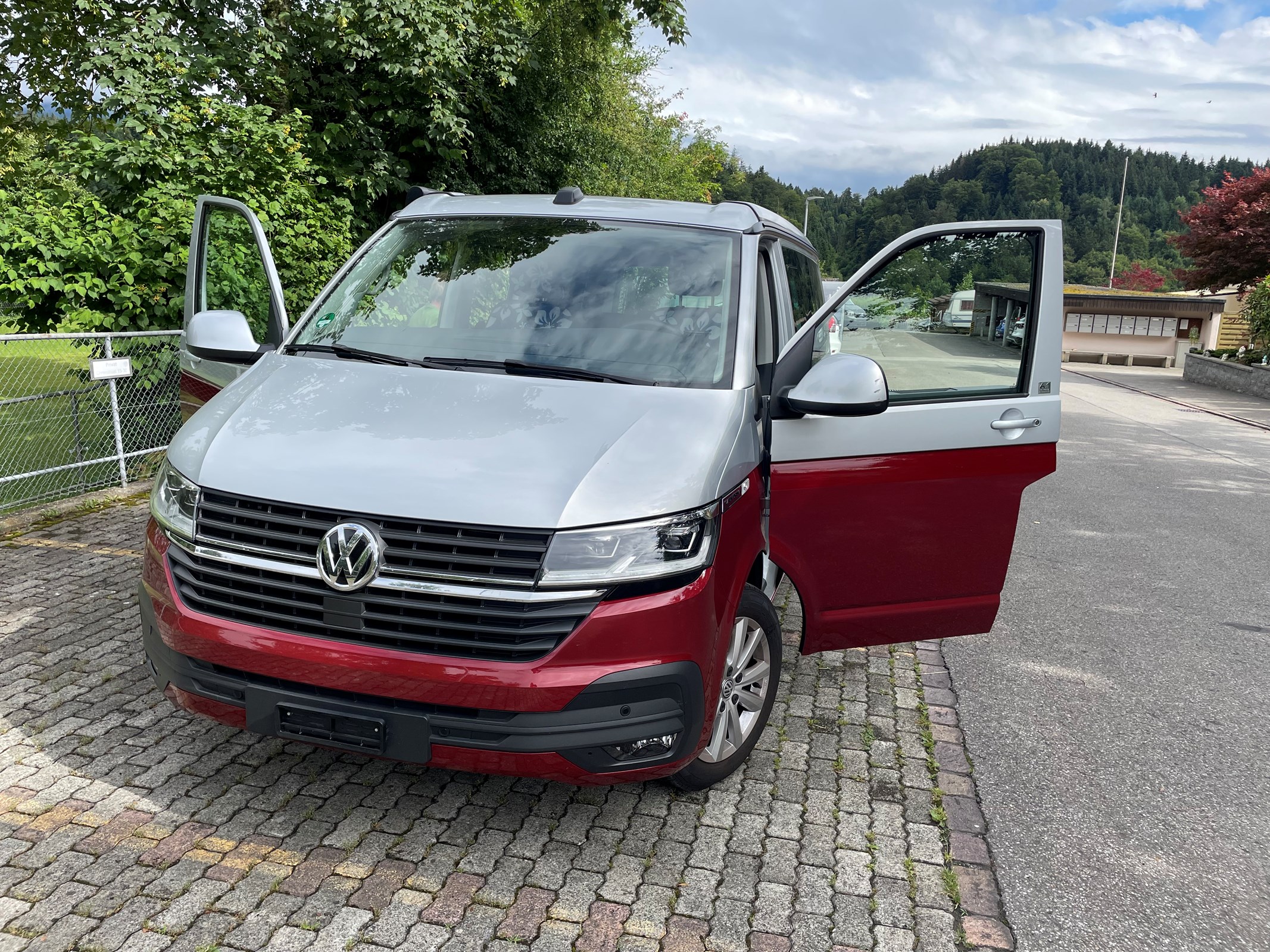 VW T6.1 California 2.0 TDI Beach Edition Liberty