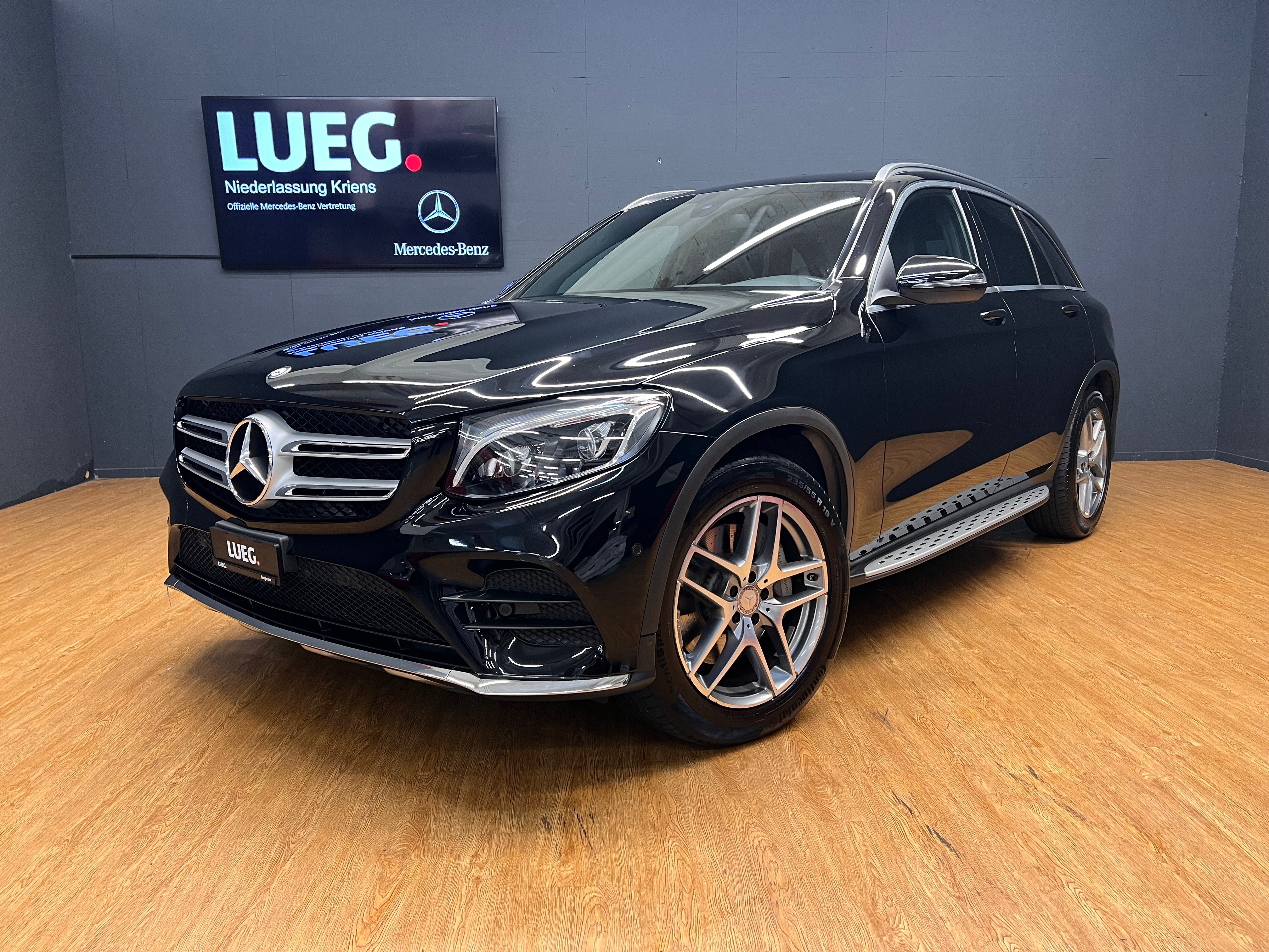 MERCEDES-BENZ GLC 250 d 4M - AMG - Frisch ab MFK