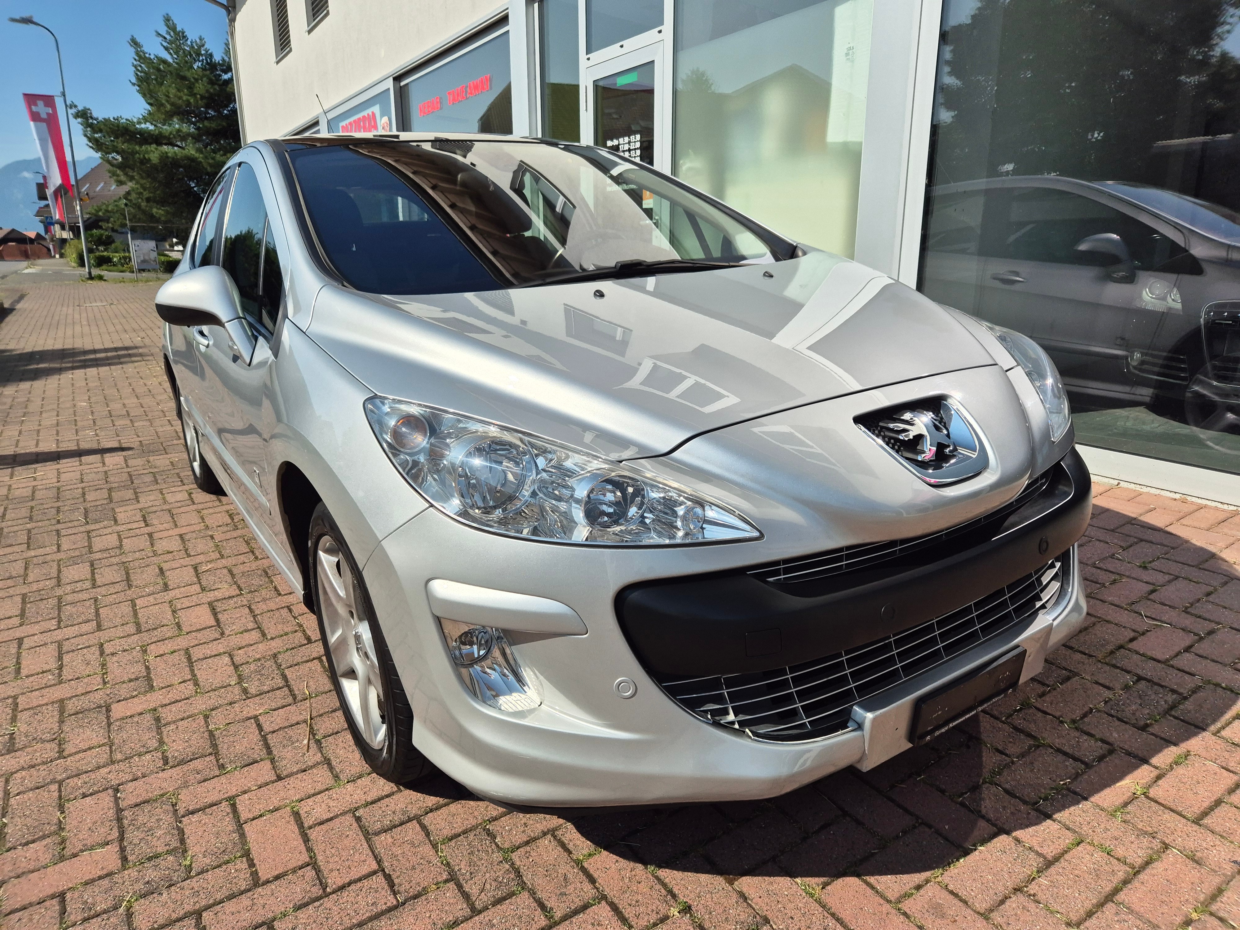 PEUGEOT 308 1.6 16V T Swiss Edition