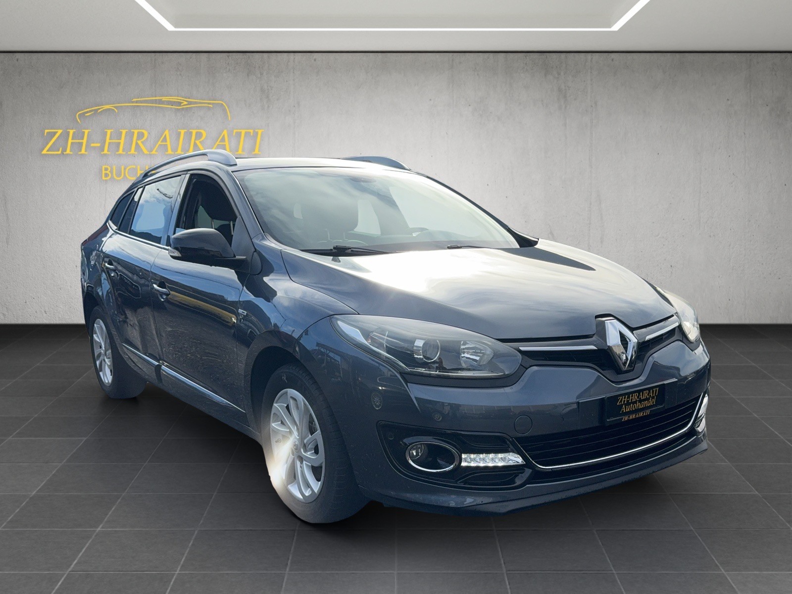 RENAULT Mégane Grandtour 1.2 16V Turbo Bose EDC