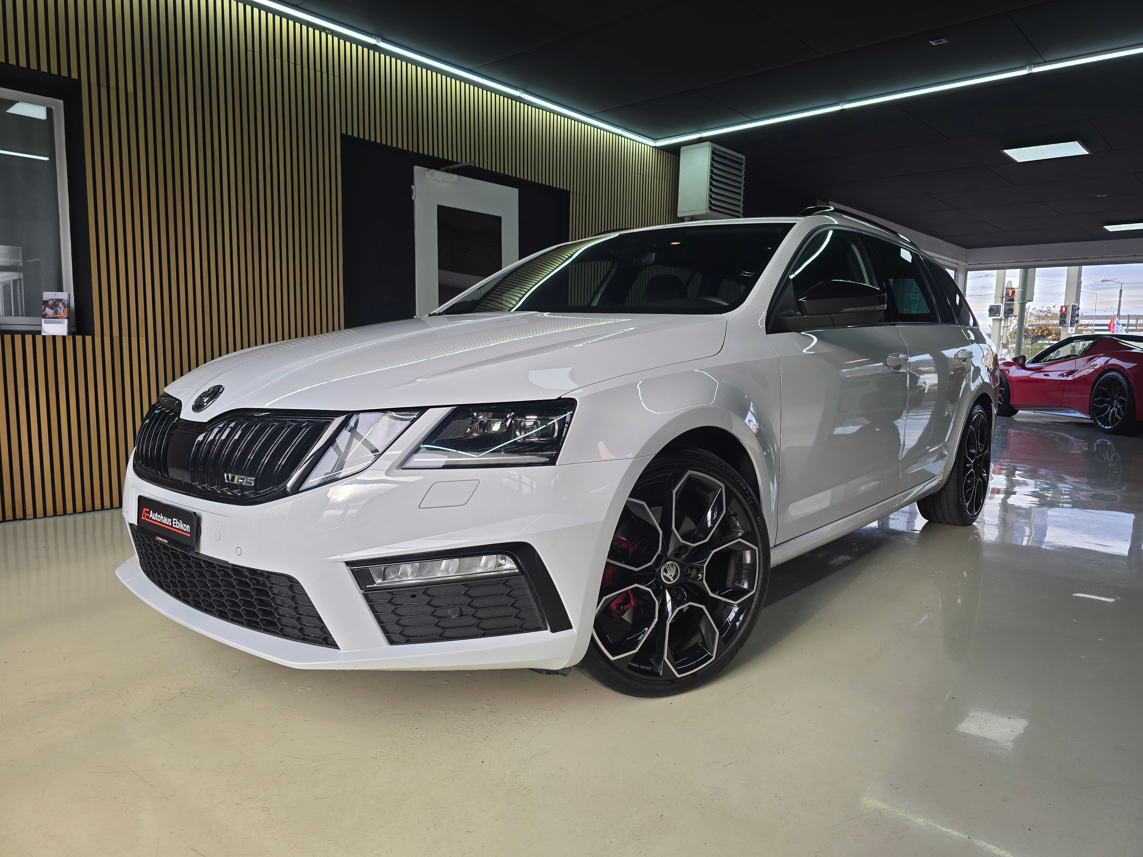 SKODA Octavia Combi 2.0 TDI RS 4x4 DSG Final Edition