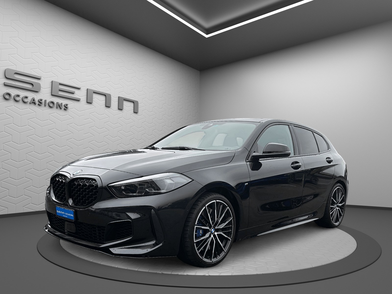 BMW M135i xDrive Steptronic