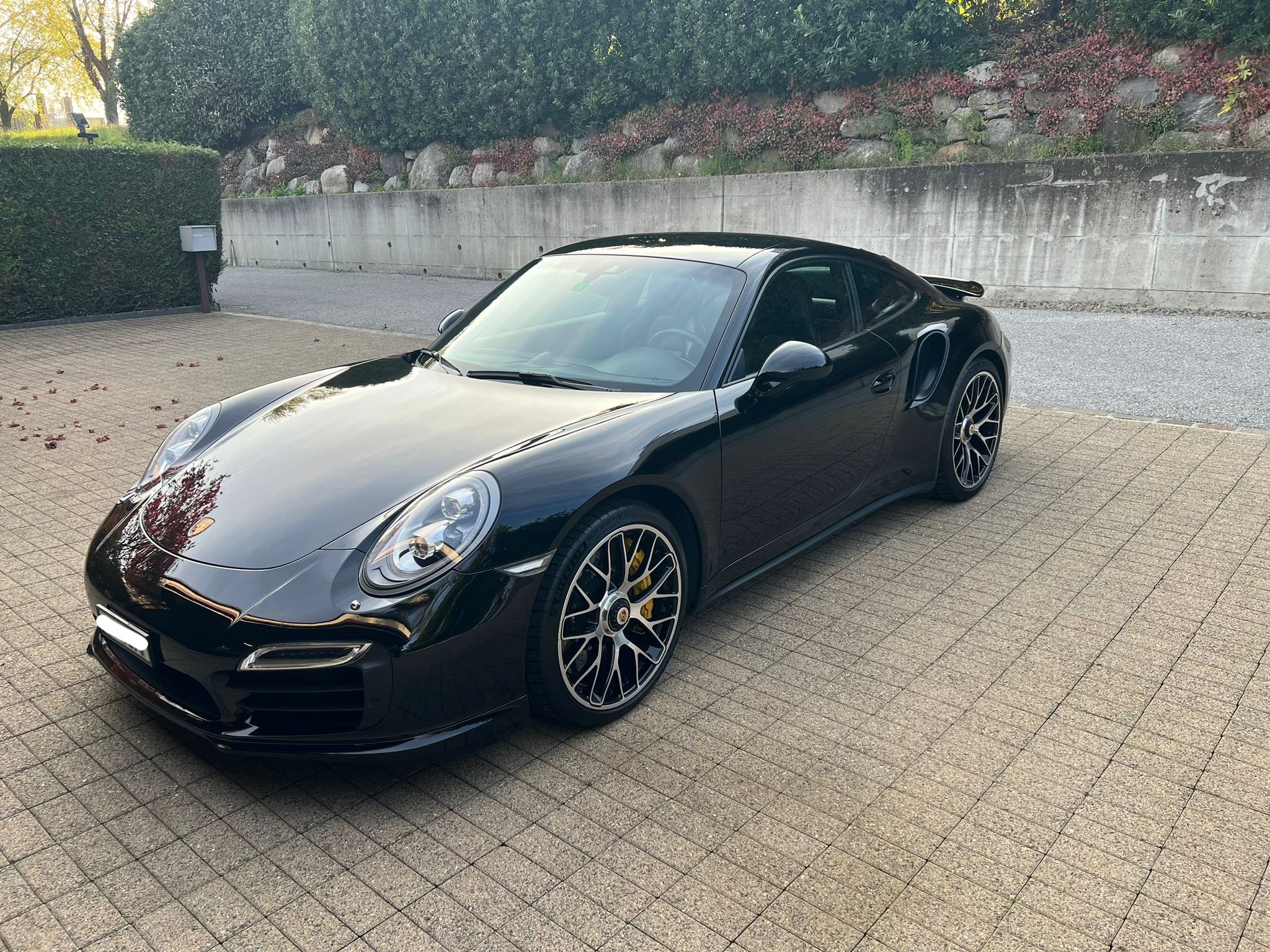 PORSCHE 911 Turbo S PDK