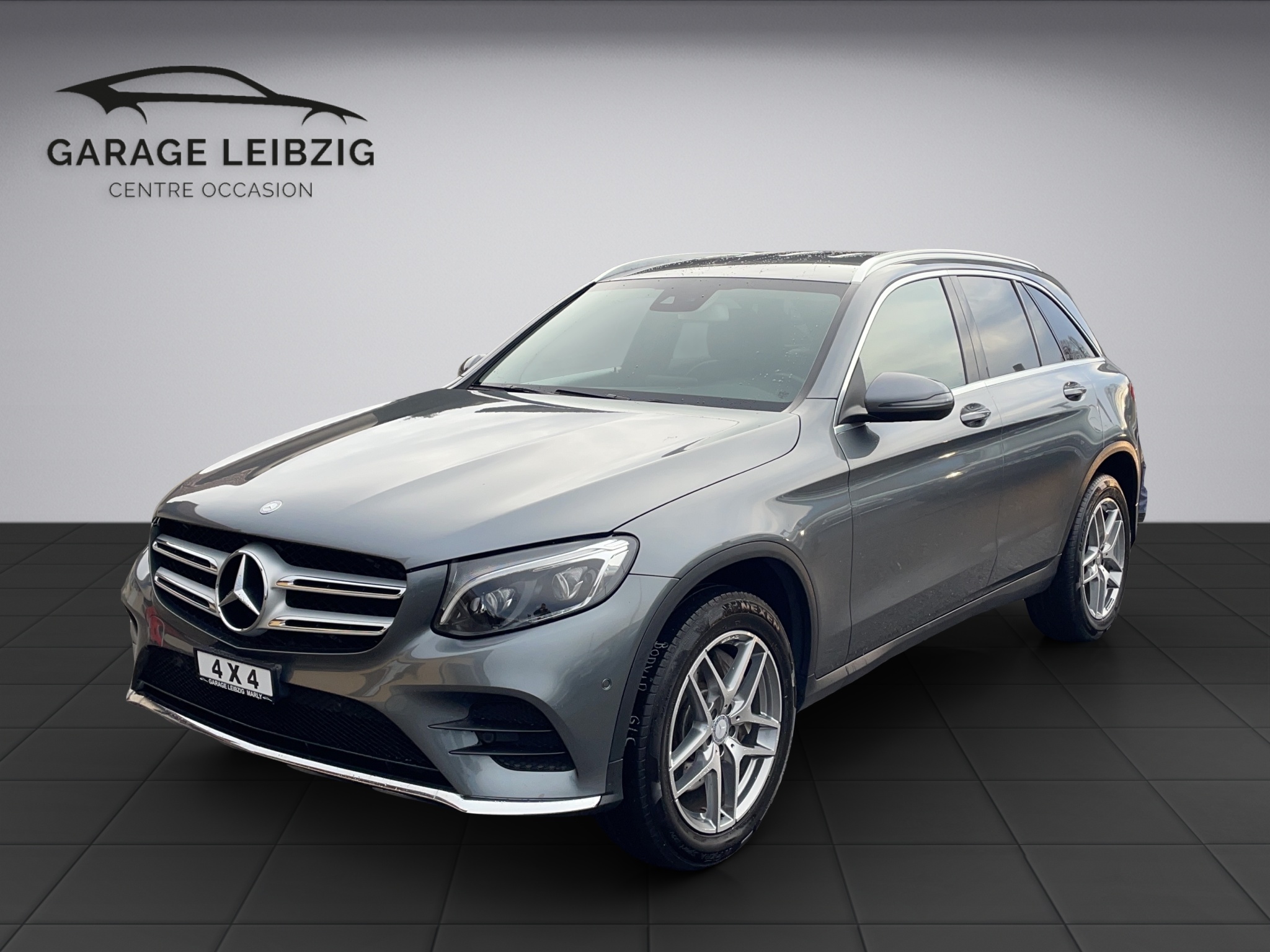 MERCEDES-BENZ GLC 250 AMG Line 4m