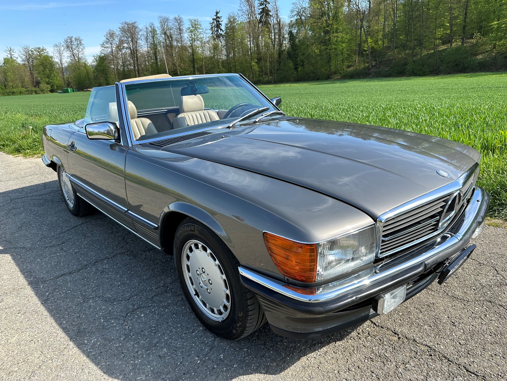 MERCEDES-BENZ SL 300 Cabriolet