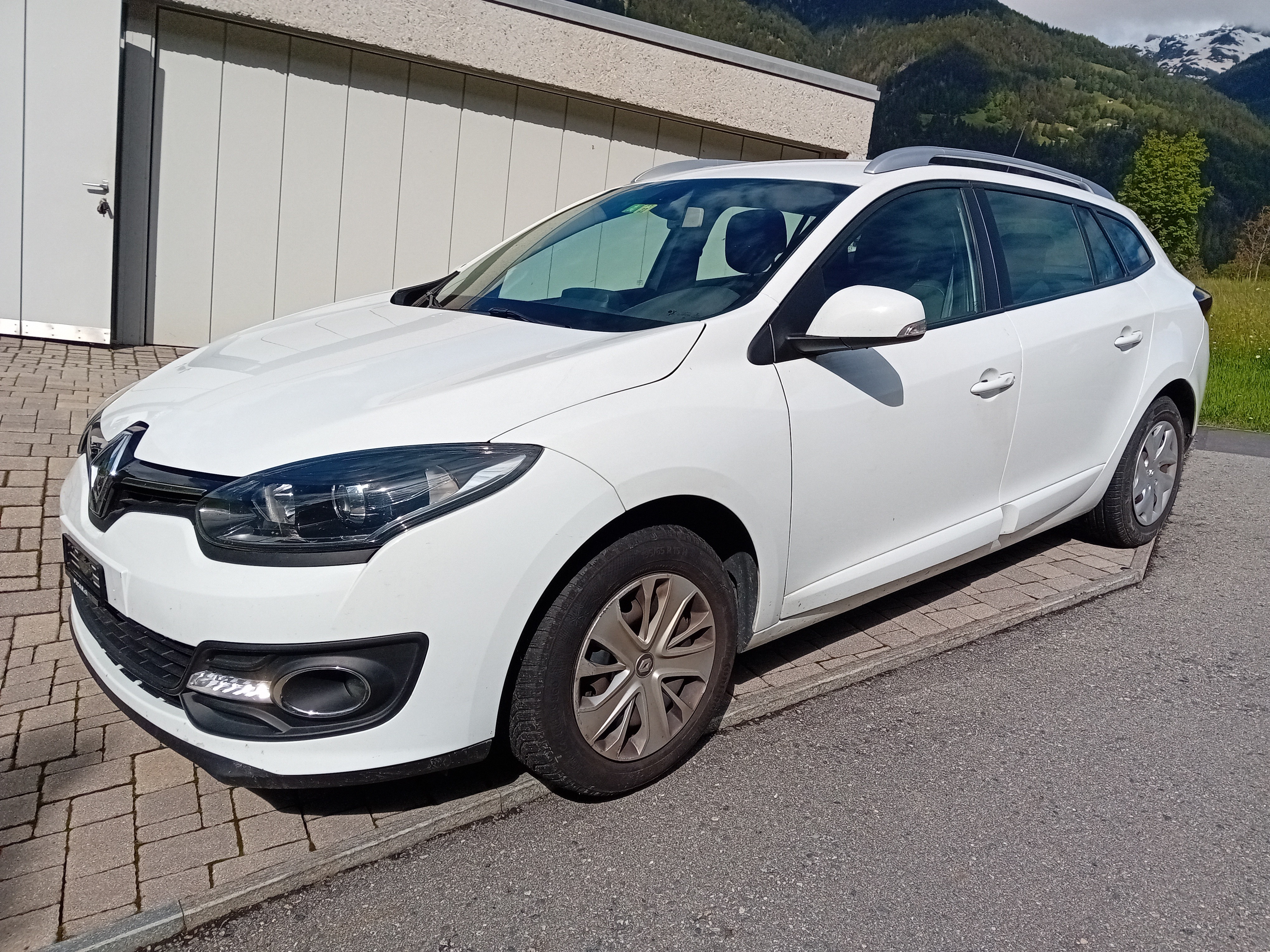 RENAULT Mégane Grandtour 1.5 dCi Swiss Edition EDC