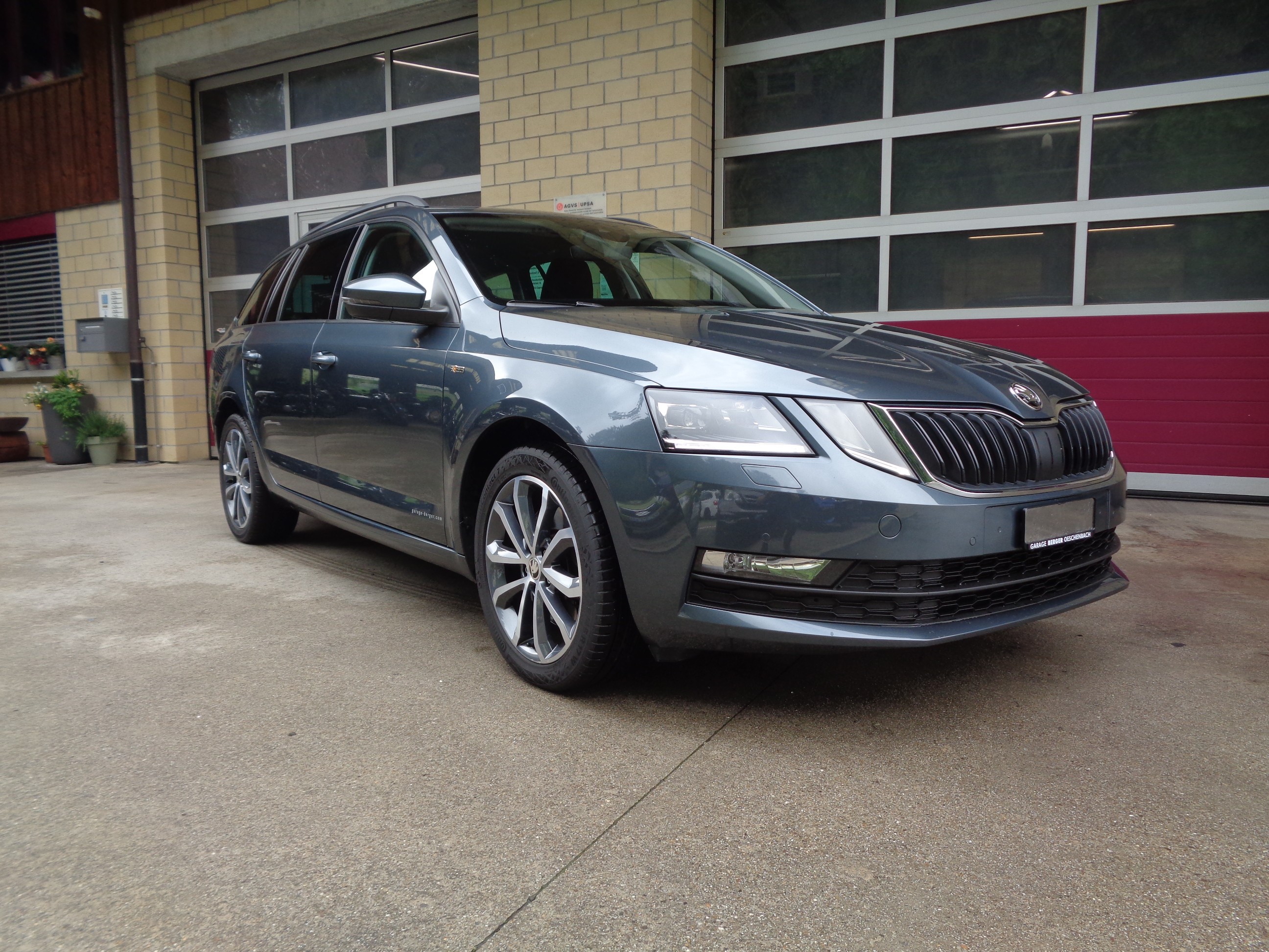 SKODA Octavia Combi 2.0 TSI Soleil 4x4 DSG