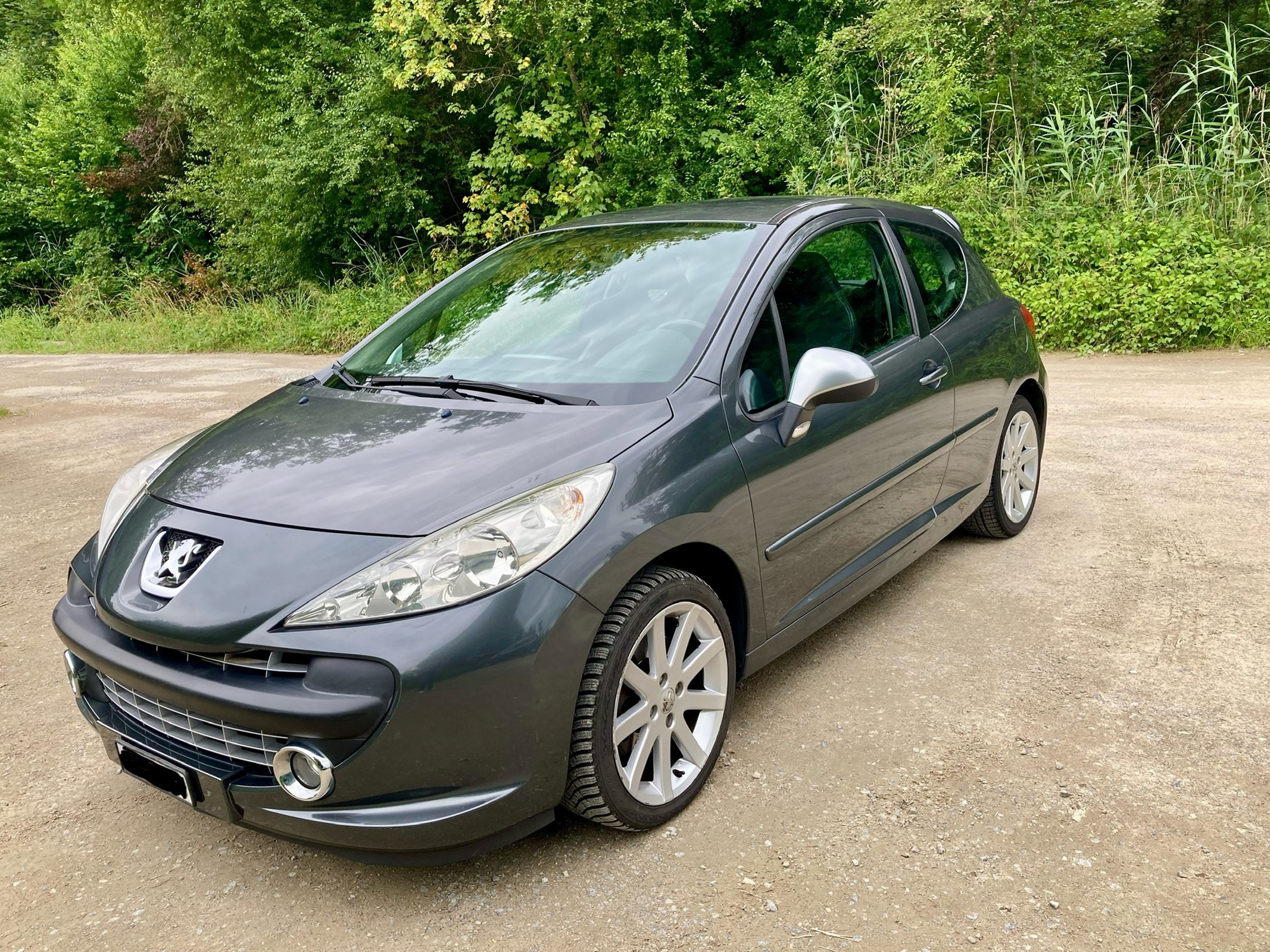 PEUGEOT 207 1.6 16V Turbo GTi