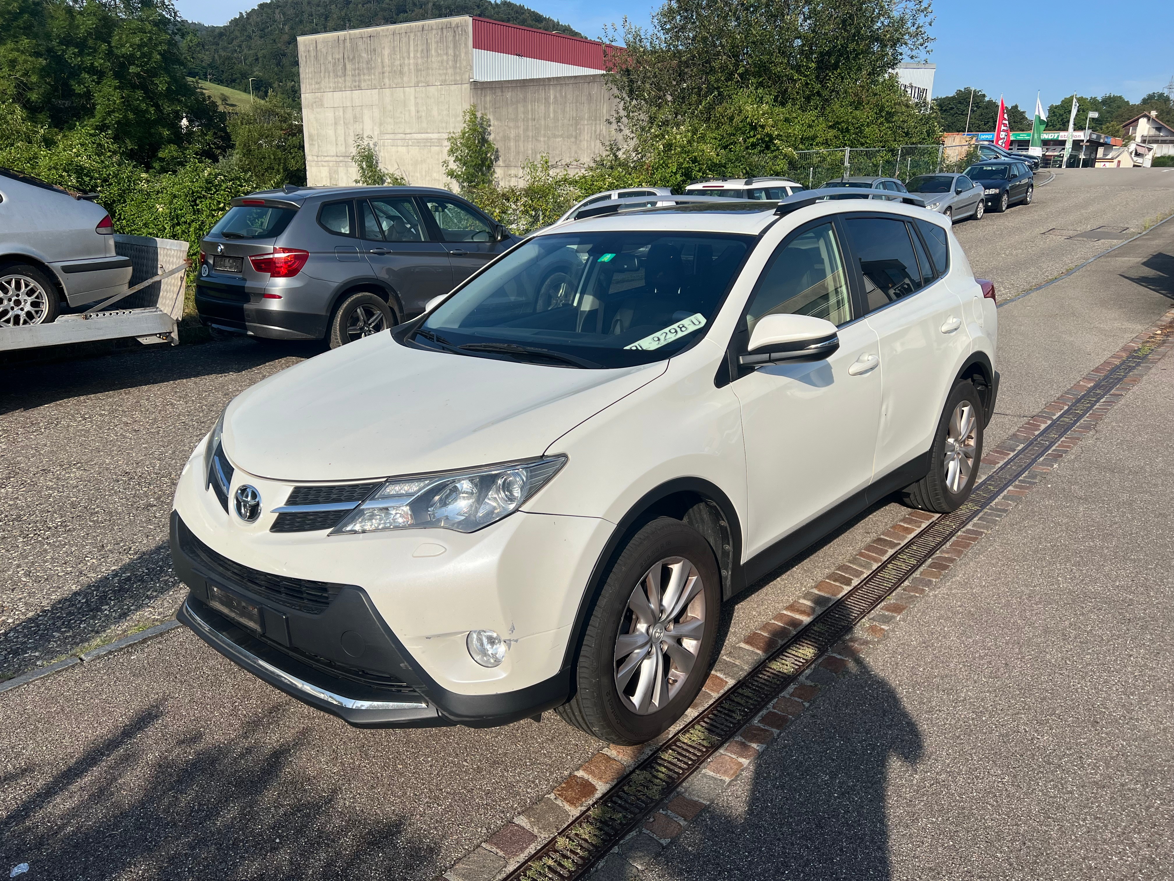 TOYOTA RAV-4 2.2D-4D Sol Premium