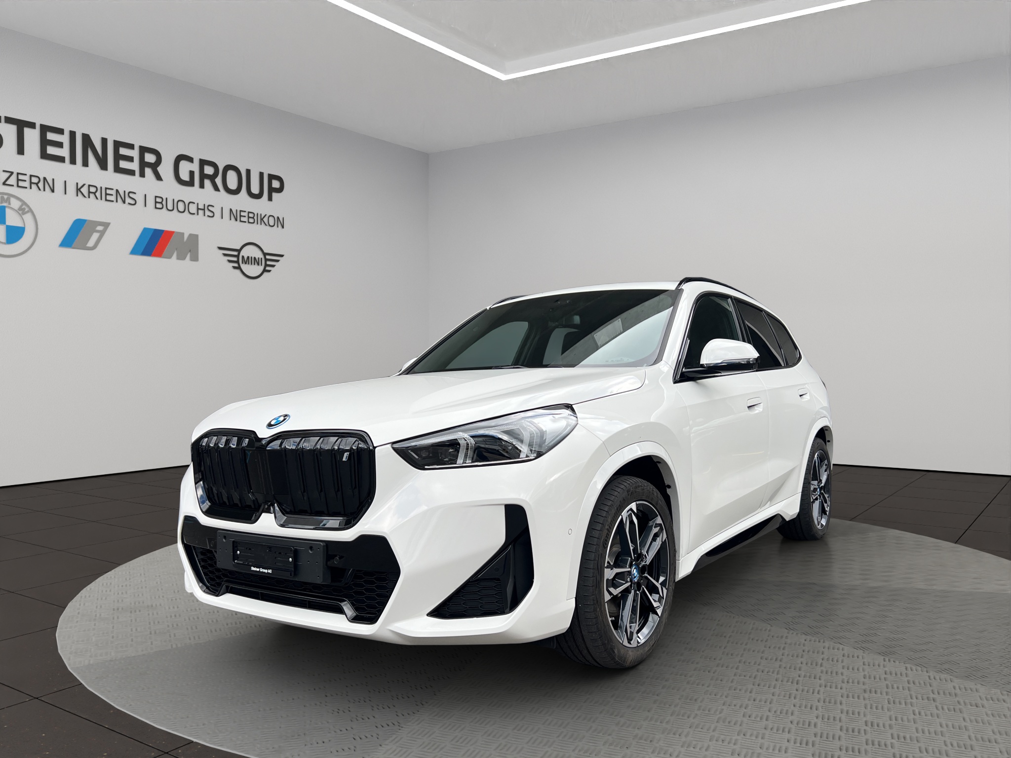 BMW iX1 xDrive 30 M Sport