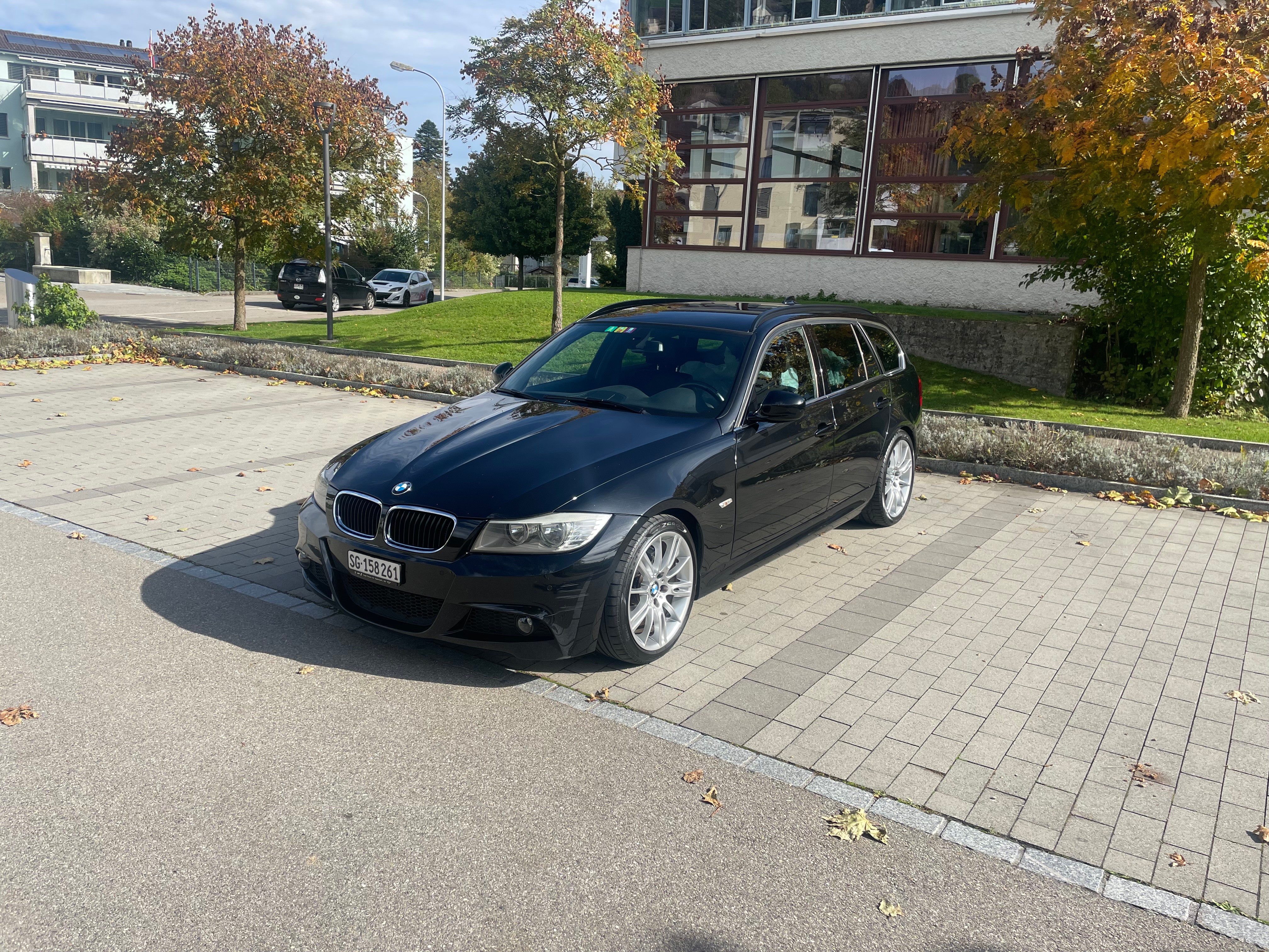 BMW 320d xDrive Touring Dynamic Edition Steptronic