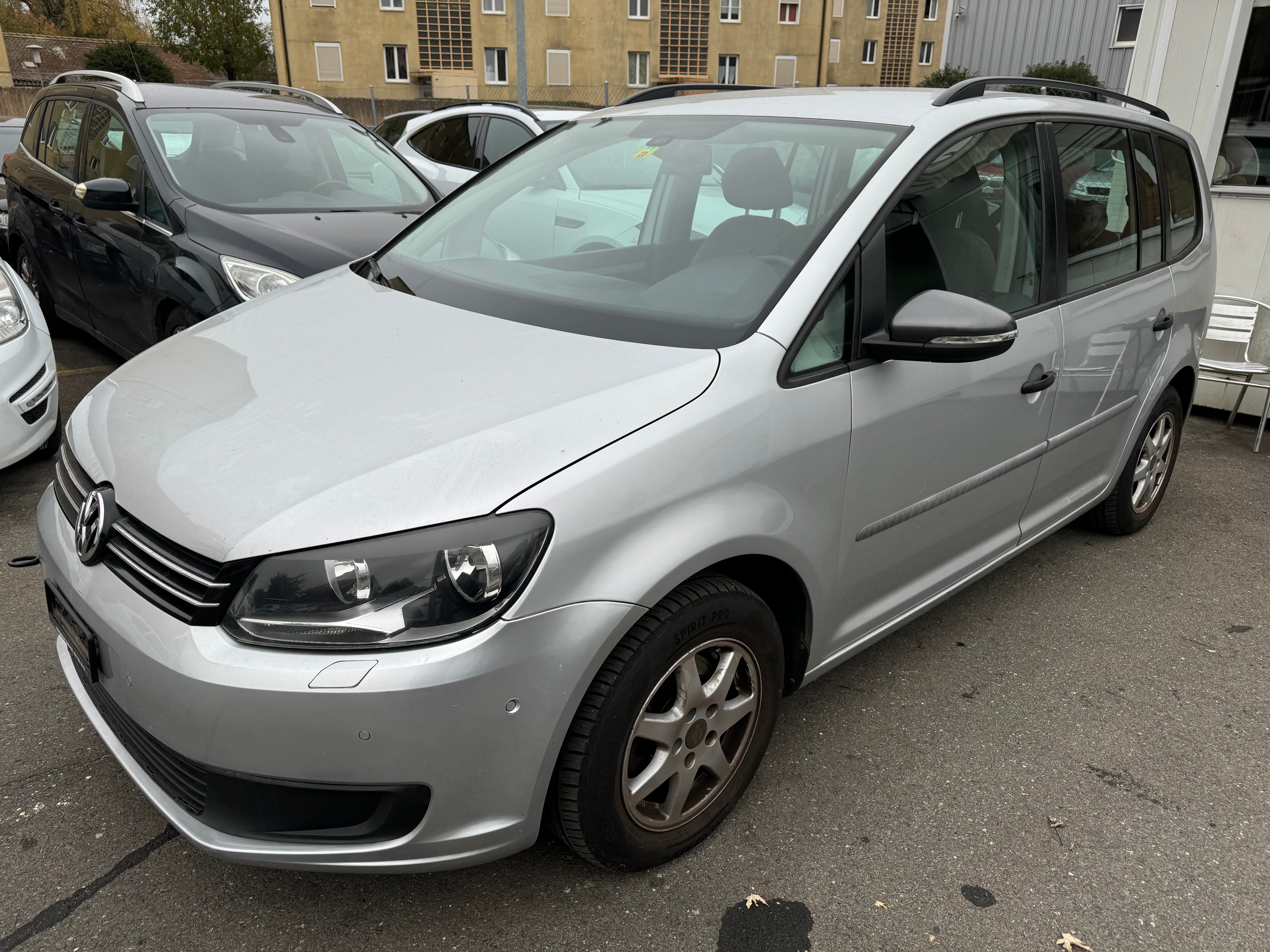 VW TOURAN