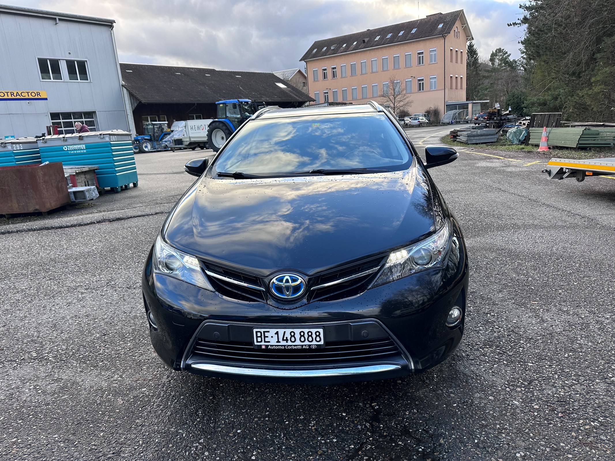 TOYOTA Auris Touring Sports 1.8 16V HSD Linea Sol