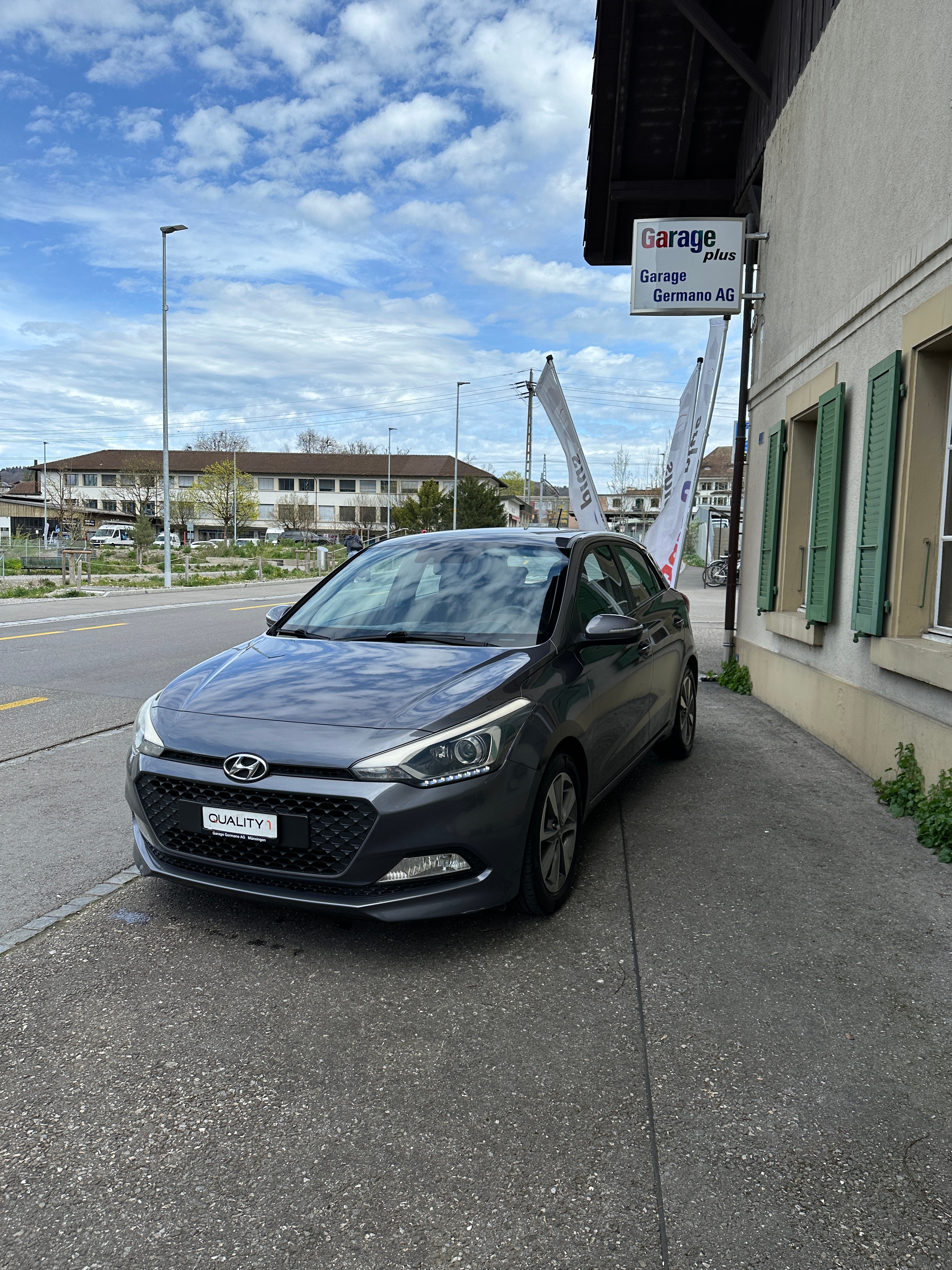 HYUNDAI i20 1.2 Amplia