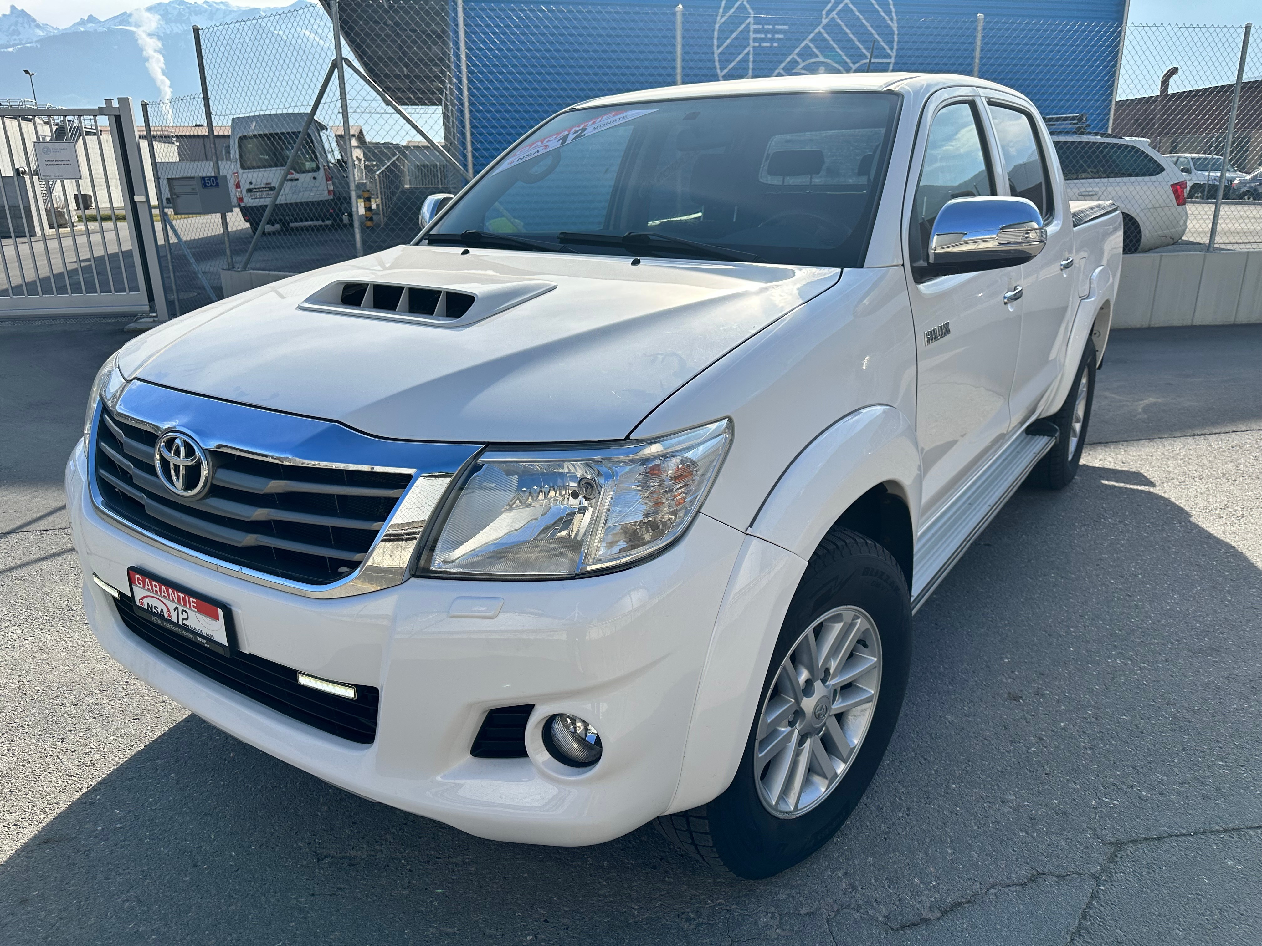 TOYOTA Hilux 3.0 4WD Double Cab Sol Premium A