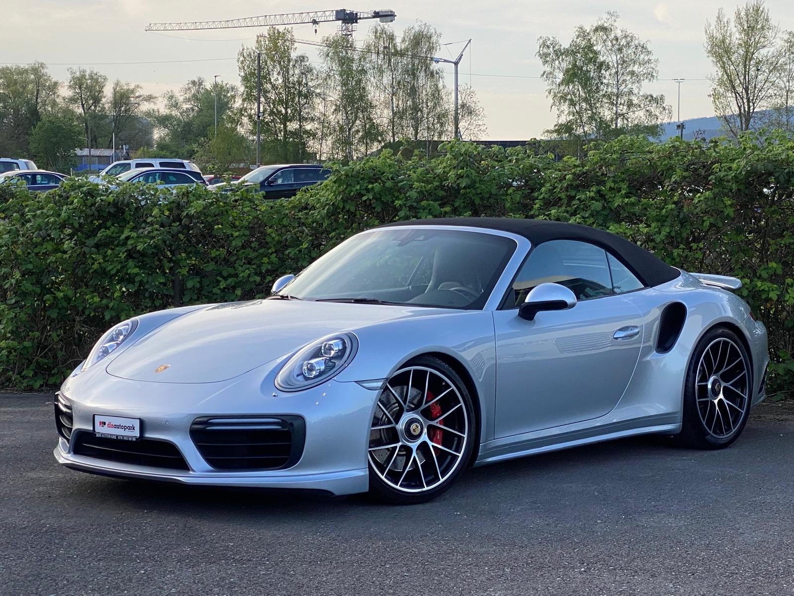 PORSCHE 911 Turbo Cabrio PDK