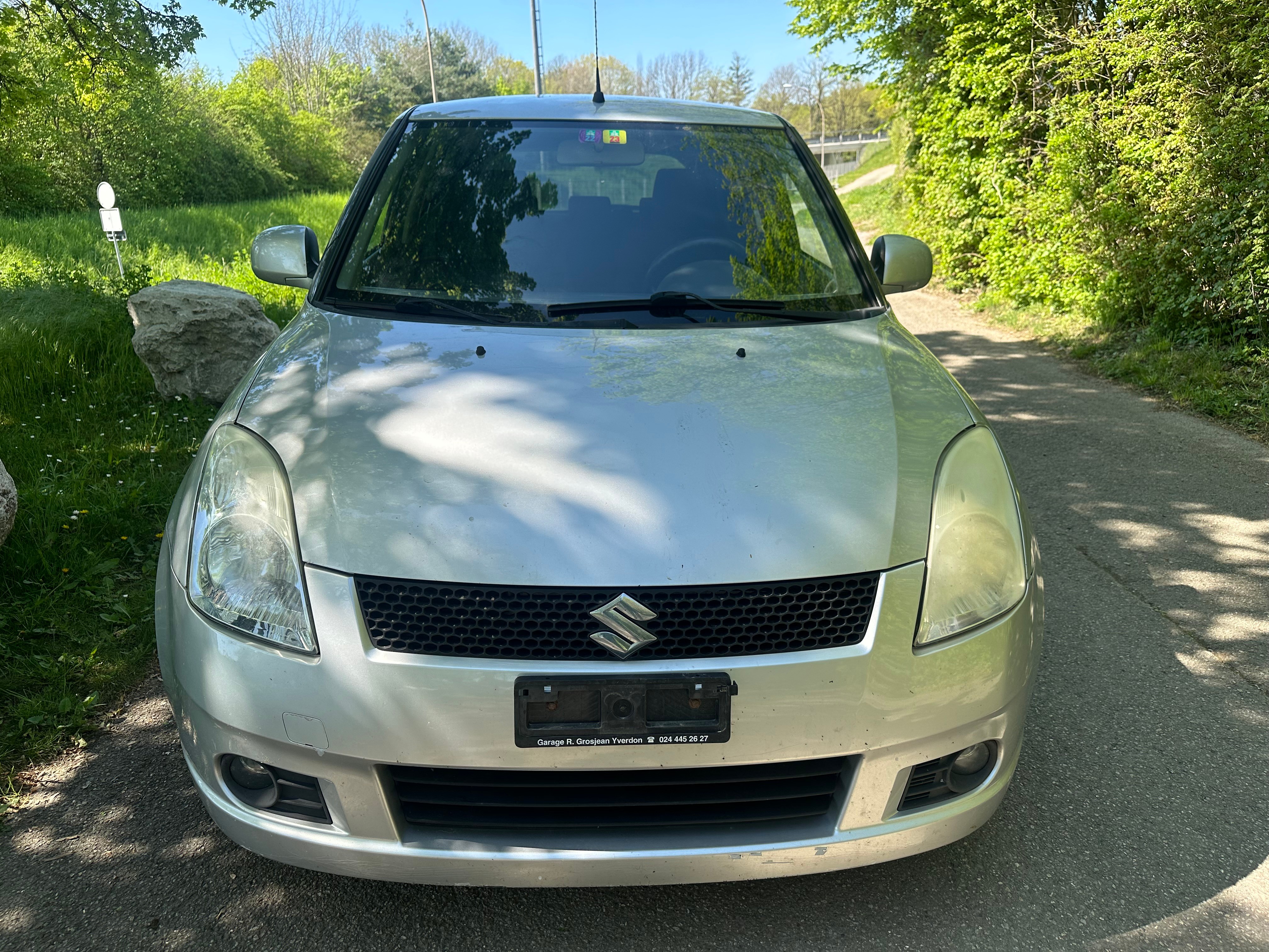 SUZUKI Swift 1.5i 16V VVT GL Top