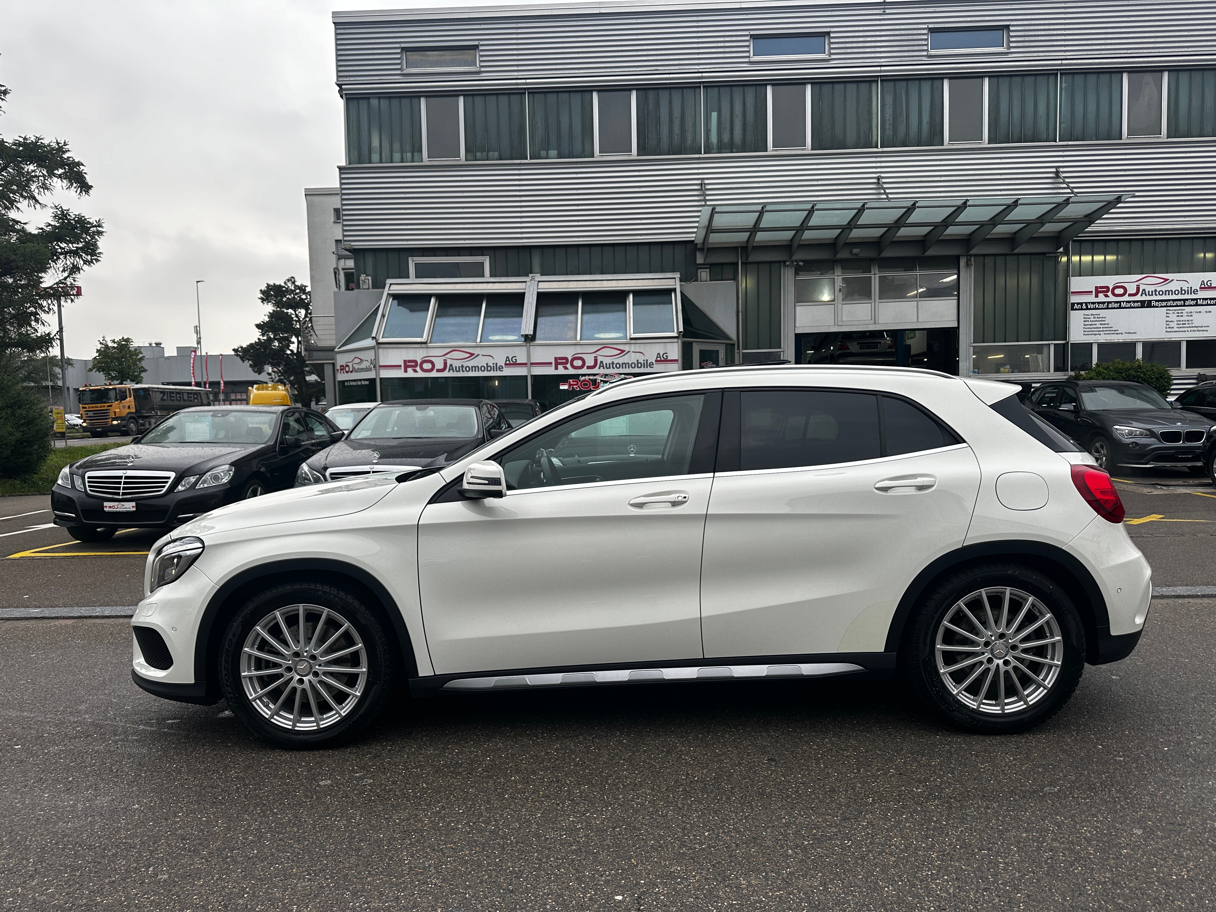 MERCEDES-BENZ GLA 250 AMG Line 4Matic 7G-DCT