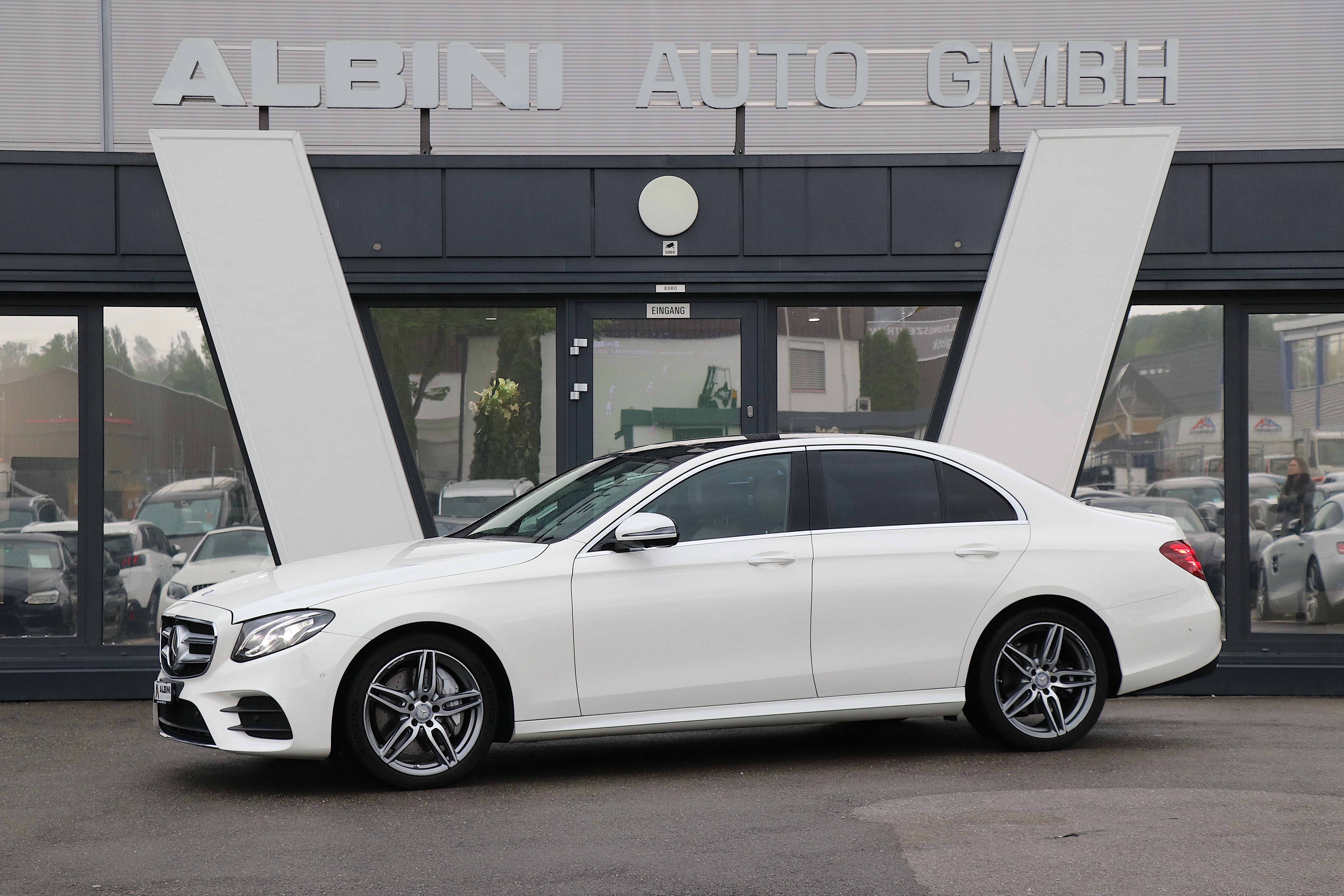 MERCEDES-BENZ E 350 d AMG Line 9G-Tronic