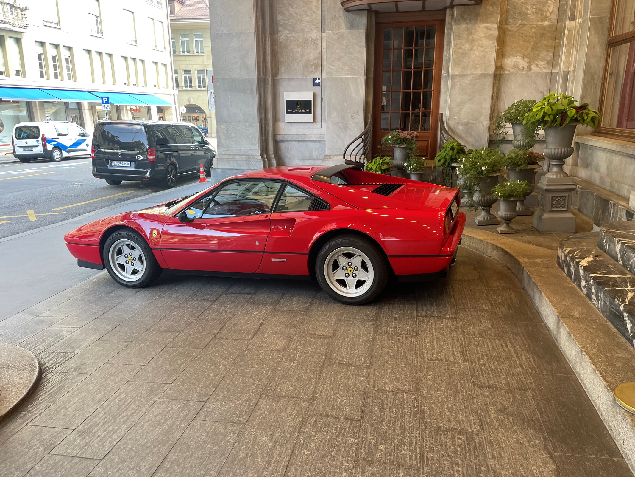 FERRARI 328 GTB