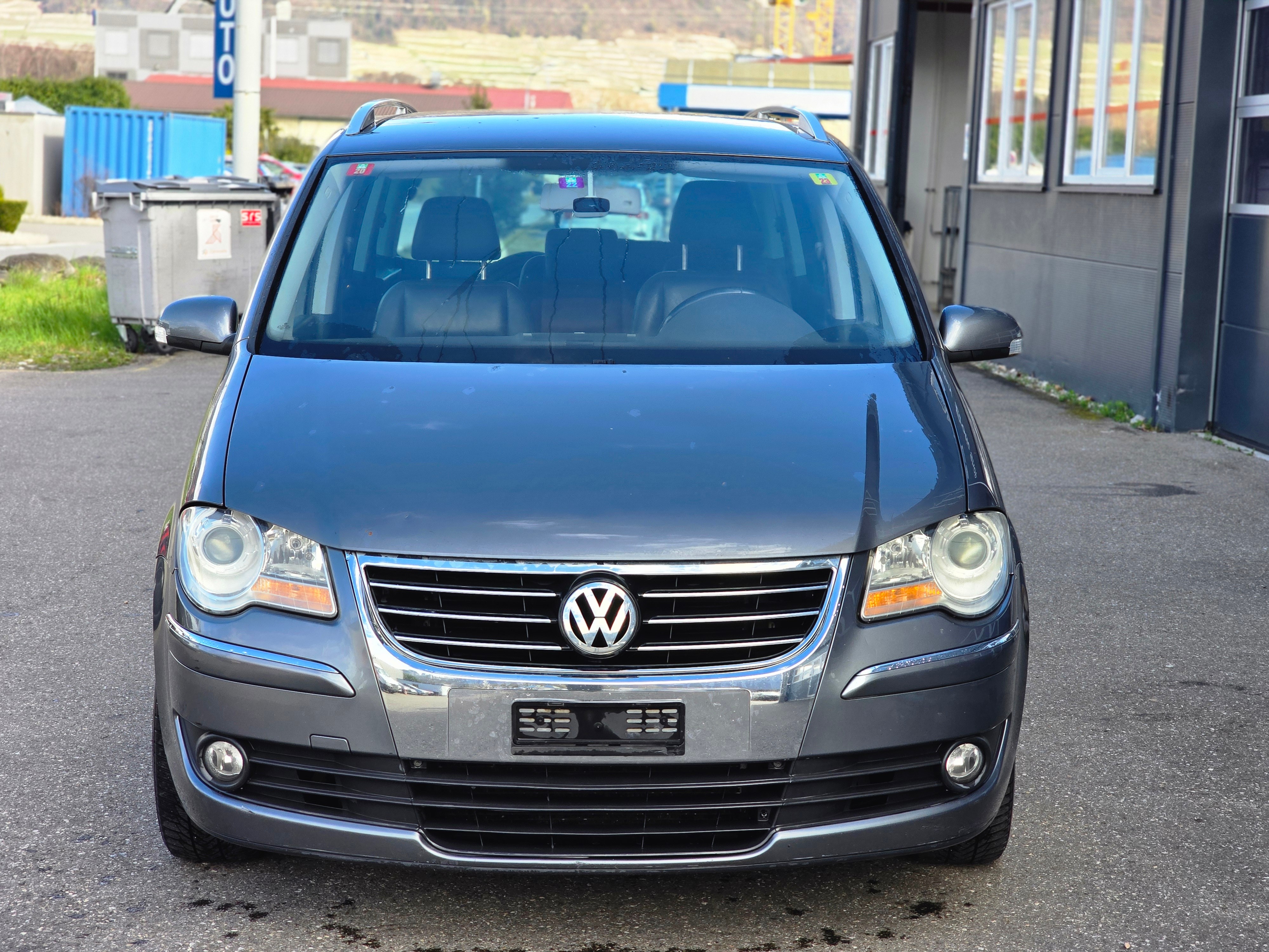 VW TOURAN