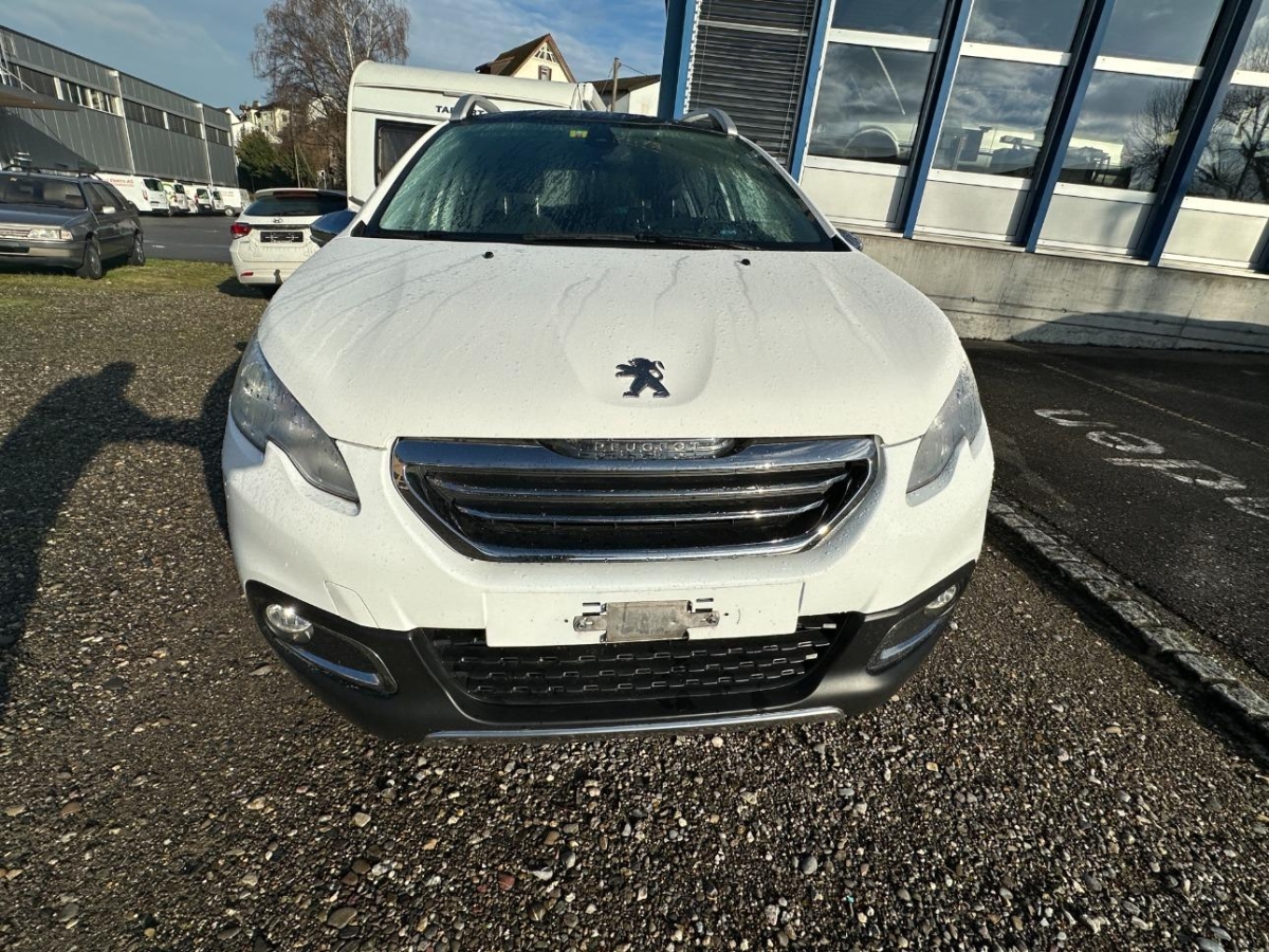 PEUGEOT 2008 1.2 VTI Allure