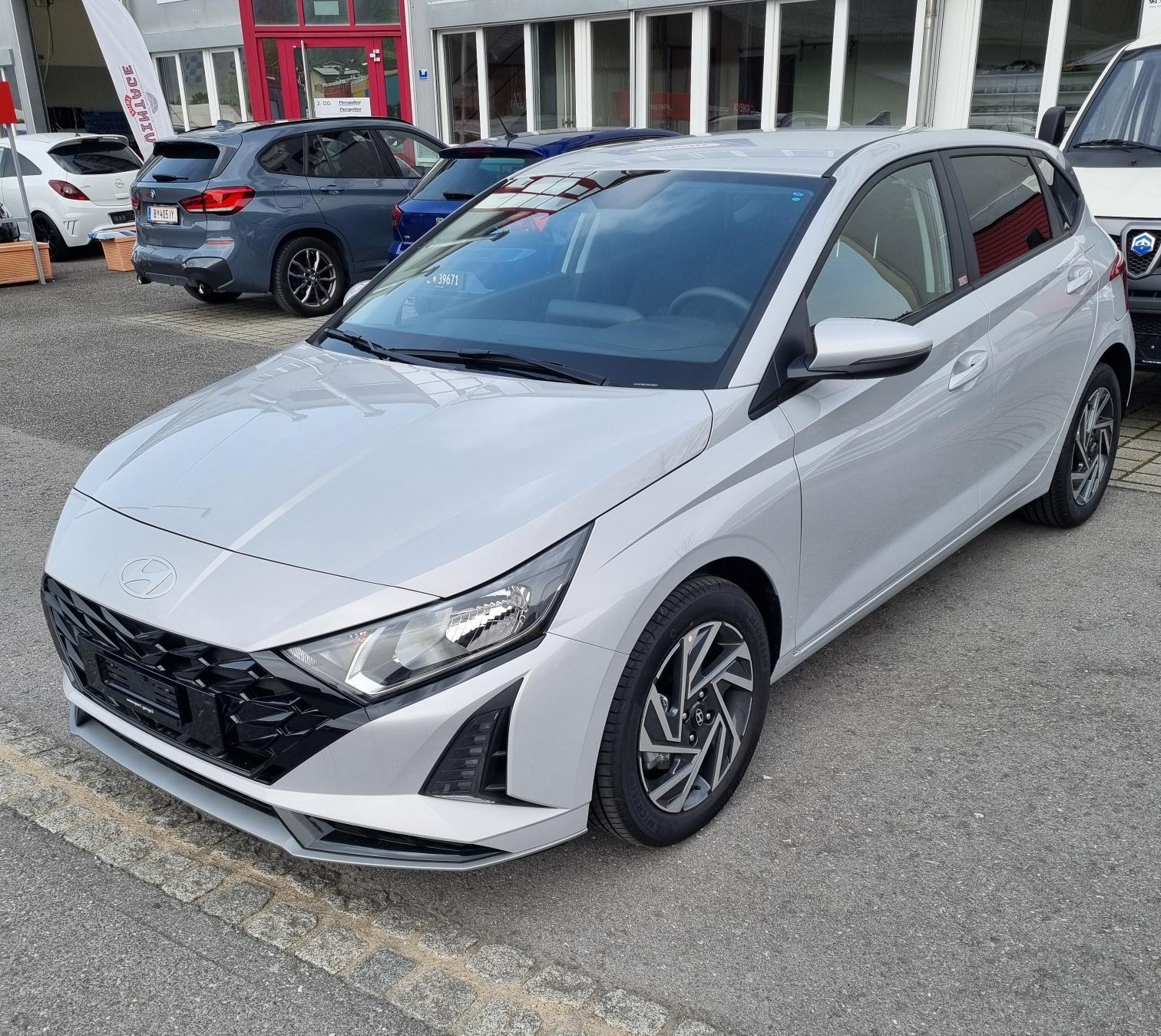 HYUNDAI i20 1.0 T-GDi Amplia DCT