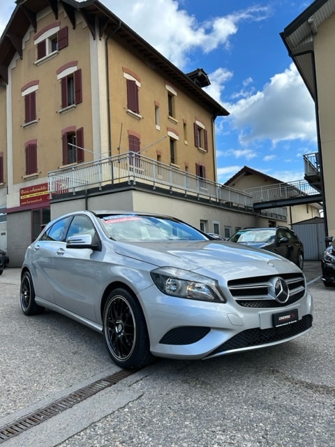 MERCEDES-BENZ A 180 Urban