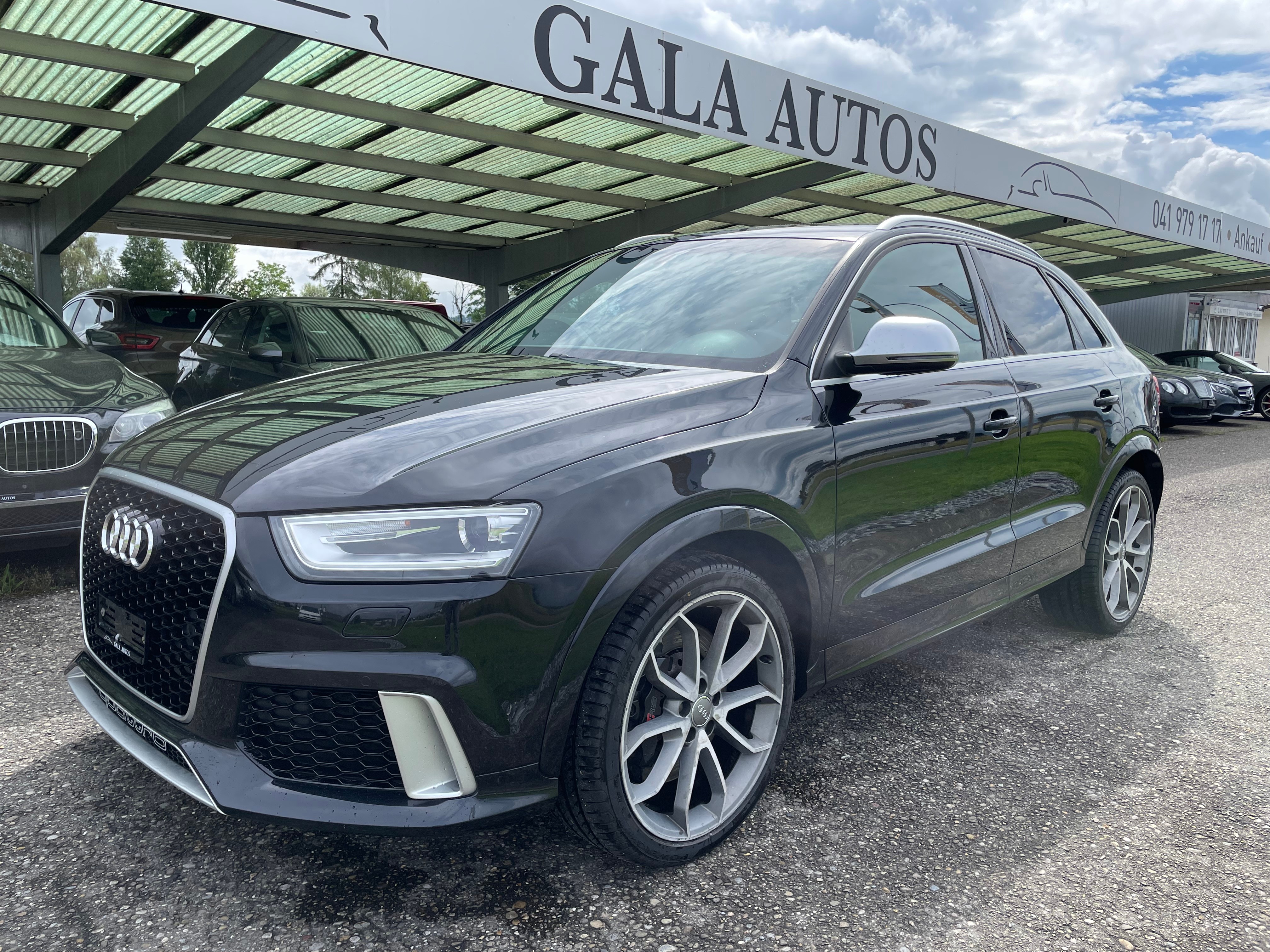 AUDI RS Q3 2.5 TFSI quattro S-tronic