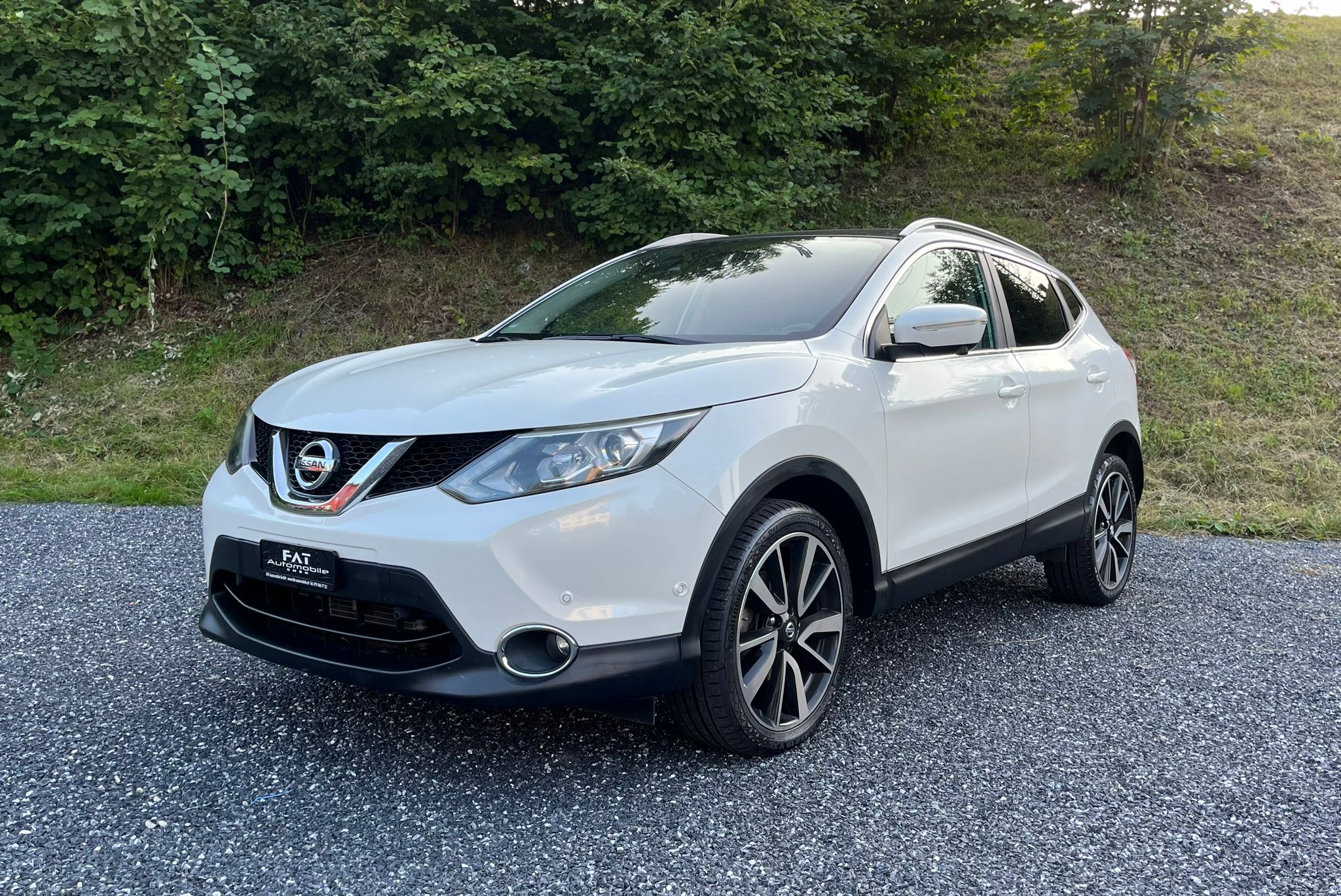 NISSAN Qashqai 1.6 dCi tekna Xtronic CVT