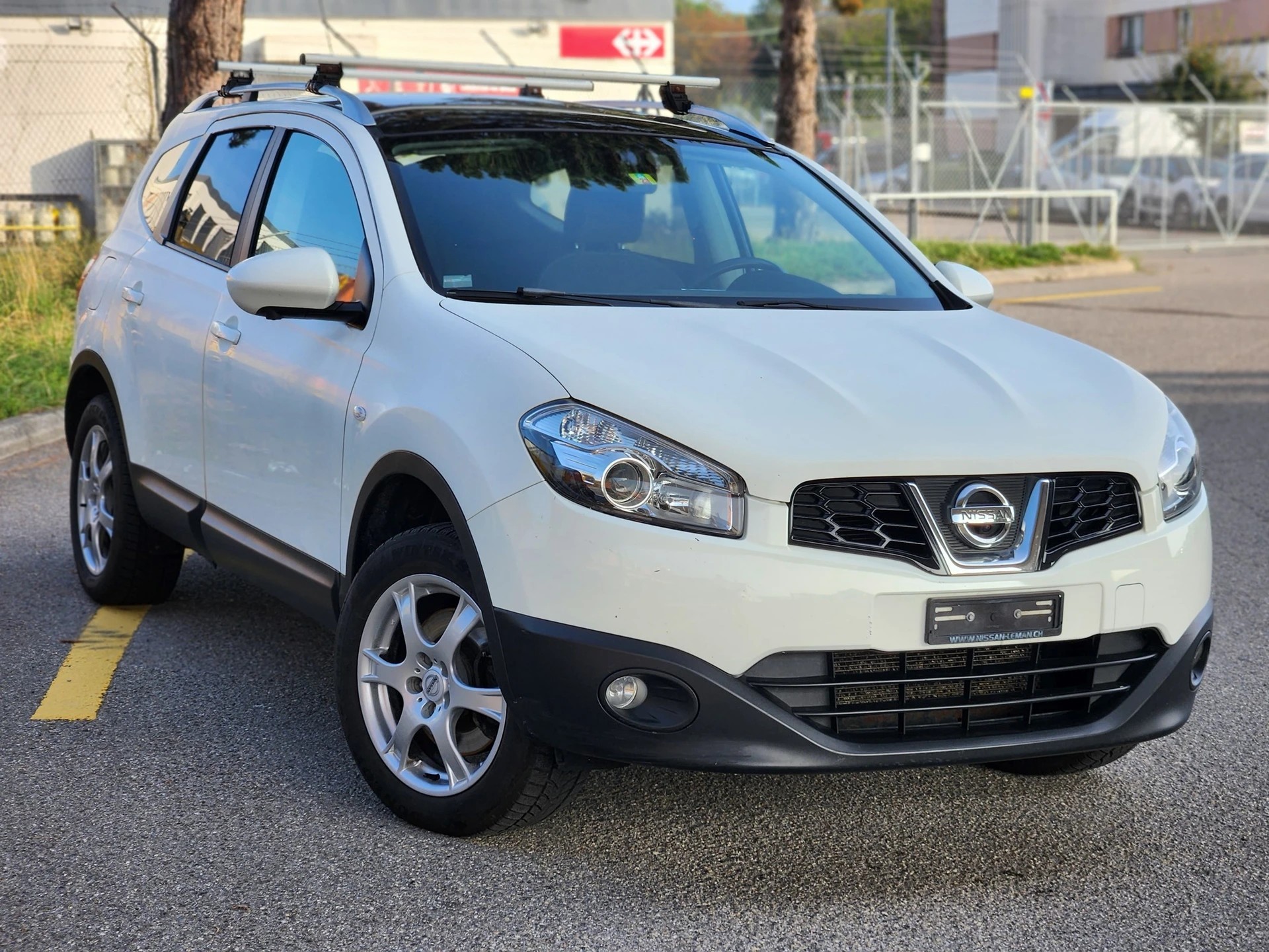 NISSAN Qashqai +2 2.0 4WD acenta