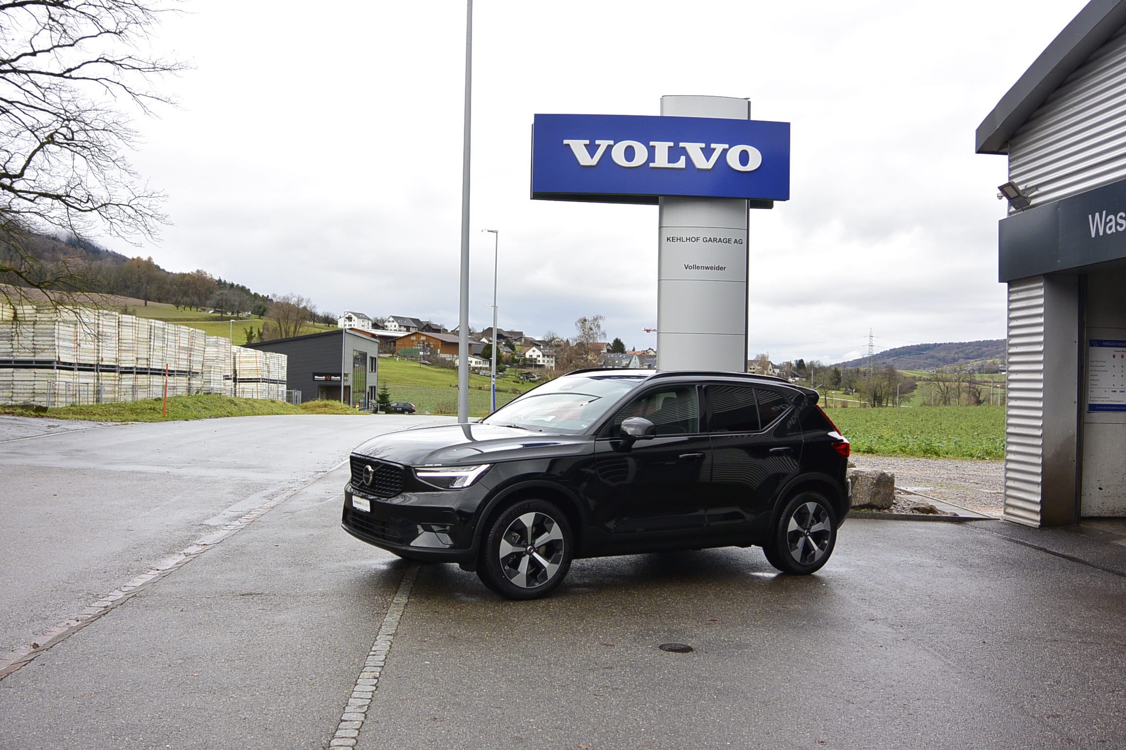 VOLVO XC40 B5 AWD Ultimate Dark