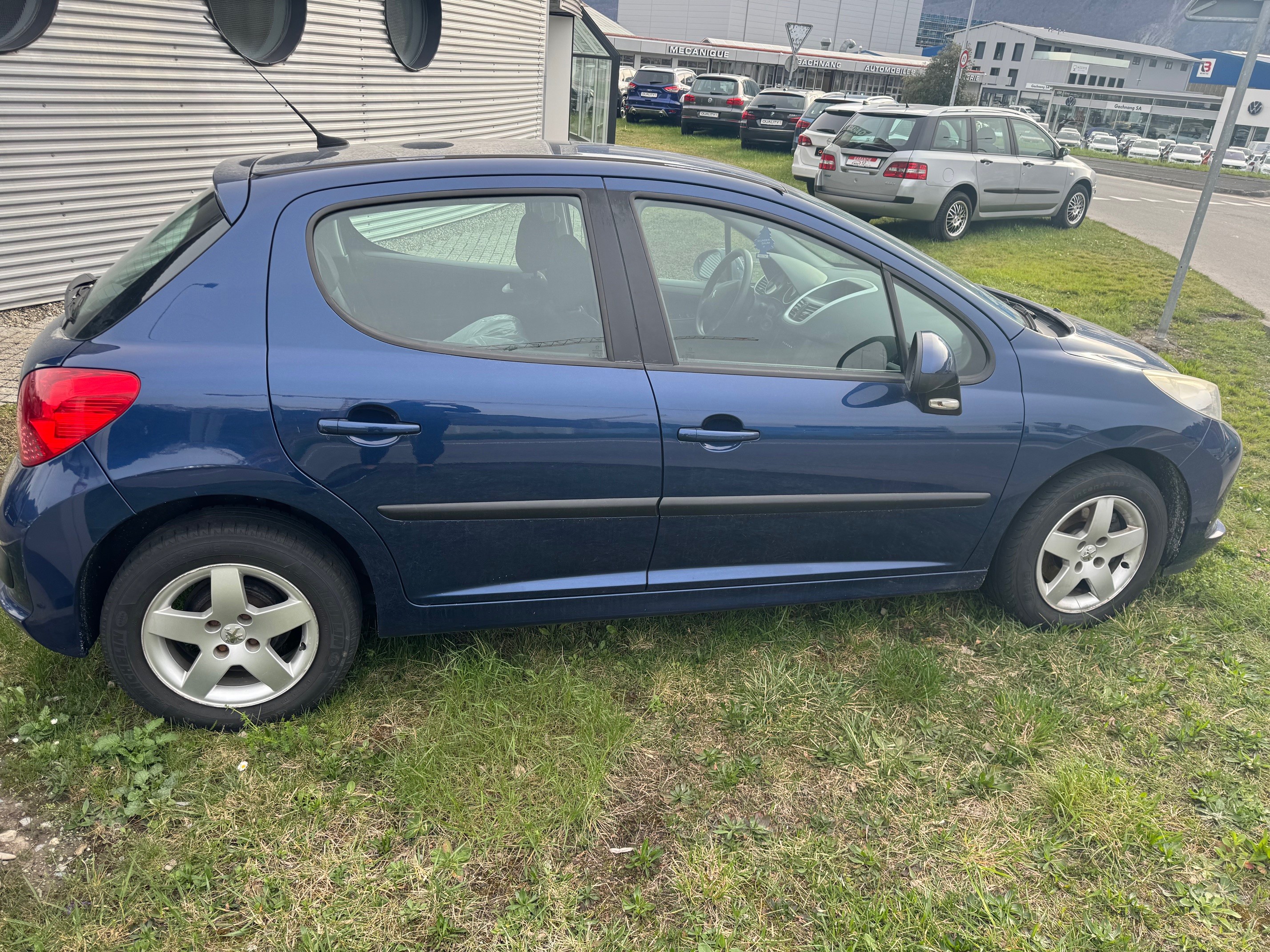 PEUGEOT 207 1.4 16V Sport