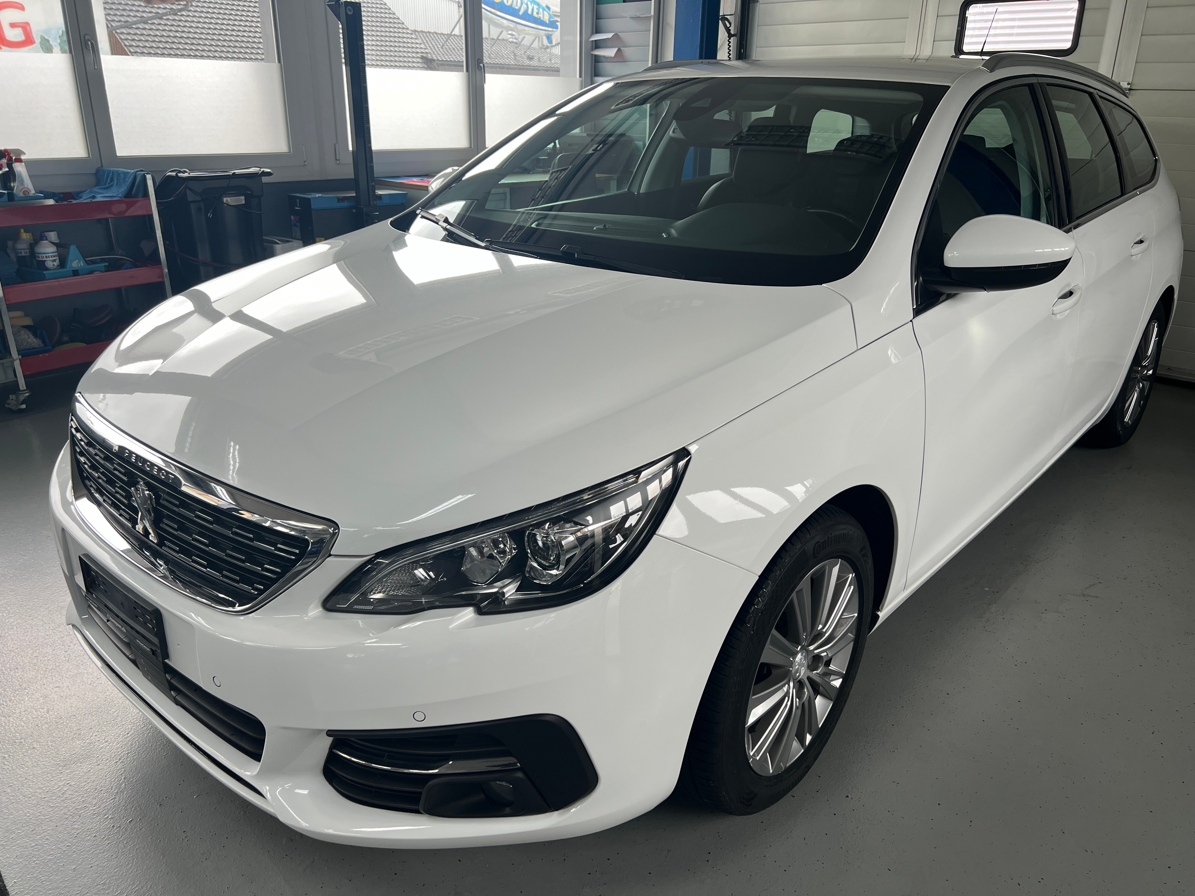 PEUGEOT 308 SW 1.5 BlueHDI Allure EAT8