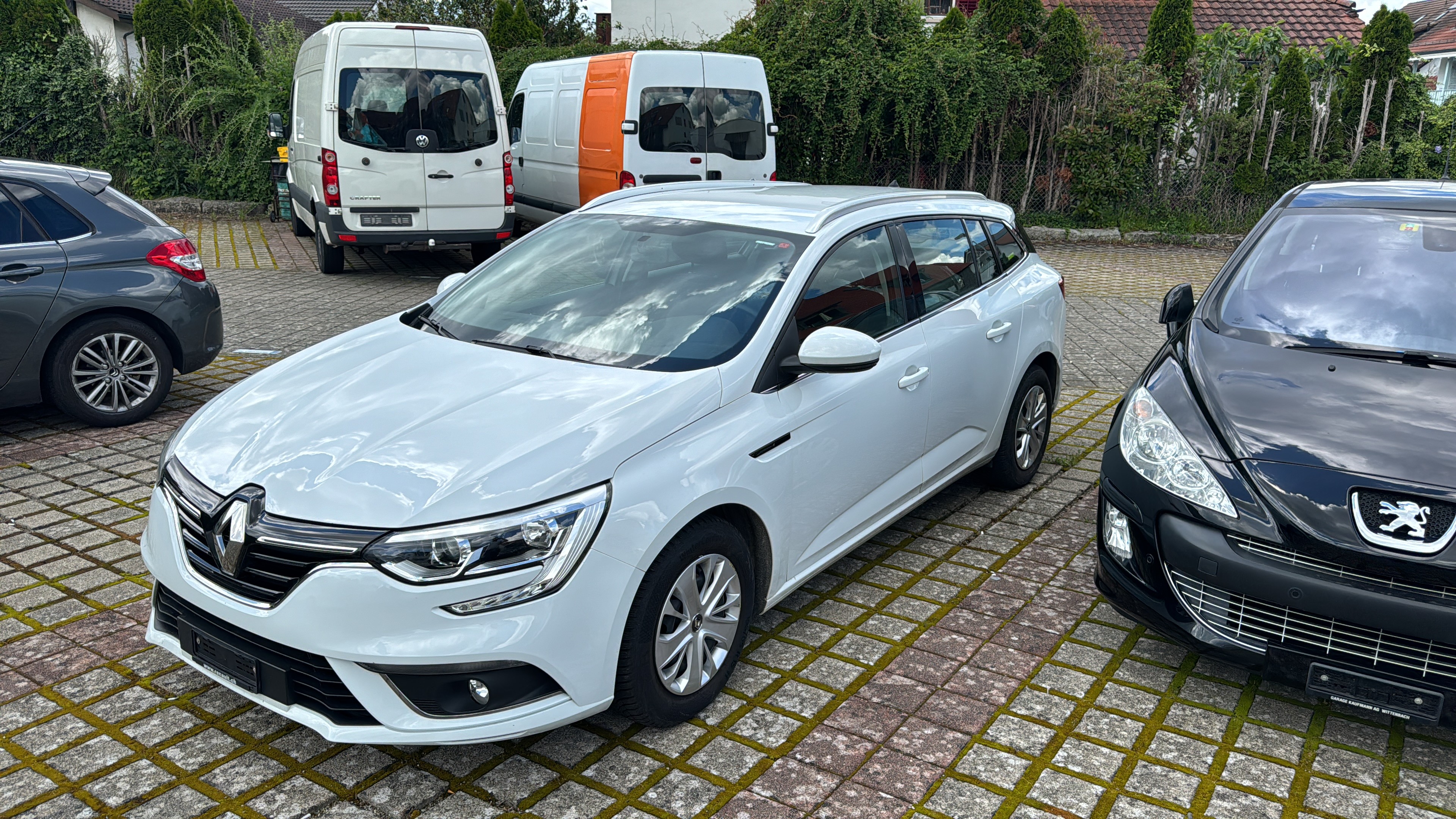 RENAULT Mégane Grandtour 1.5 dCi Zen EDC