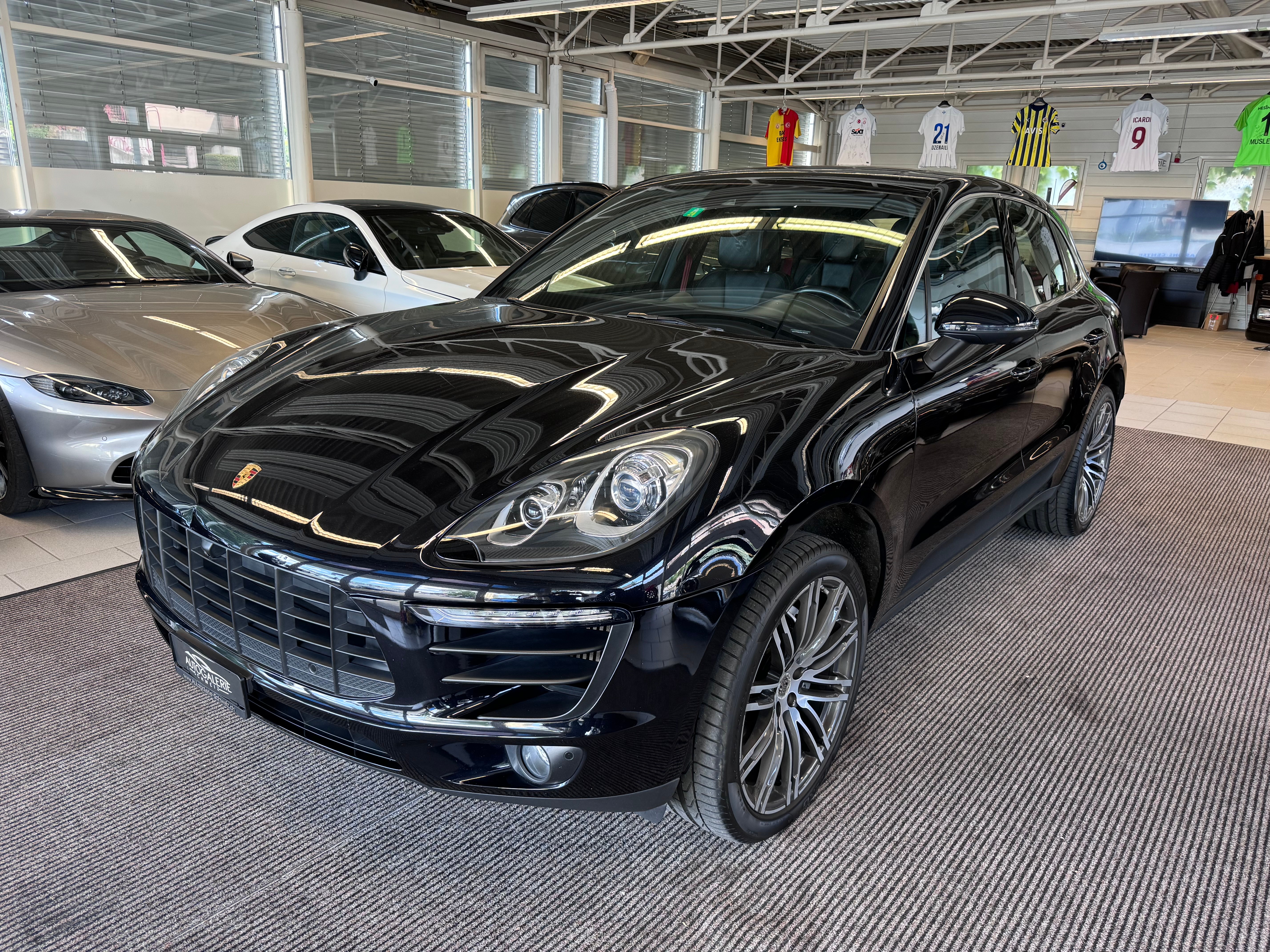 PORSCHE Macan S PDK | CH Fahrzeug | Lückenlos Porsche Service | 21