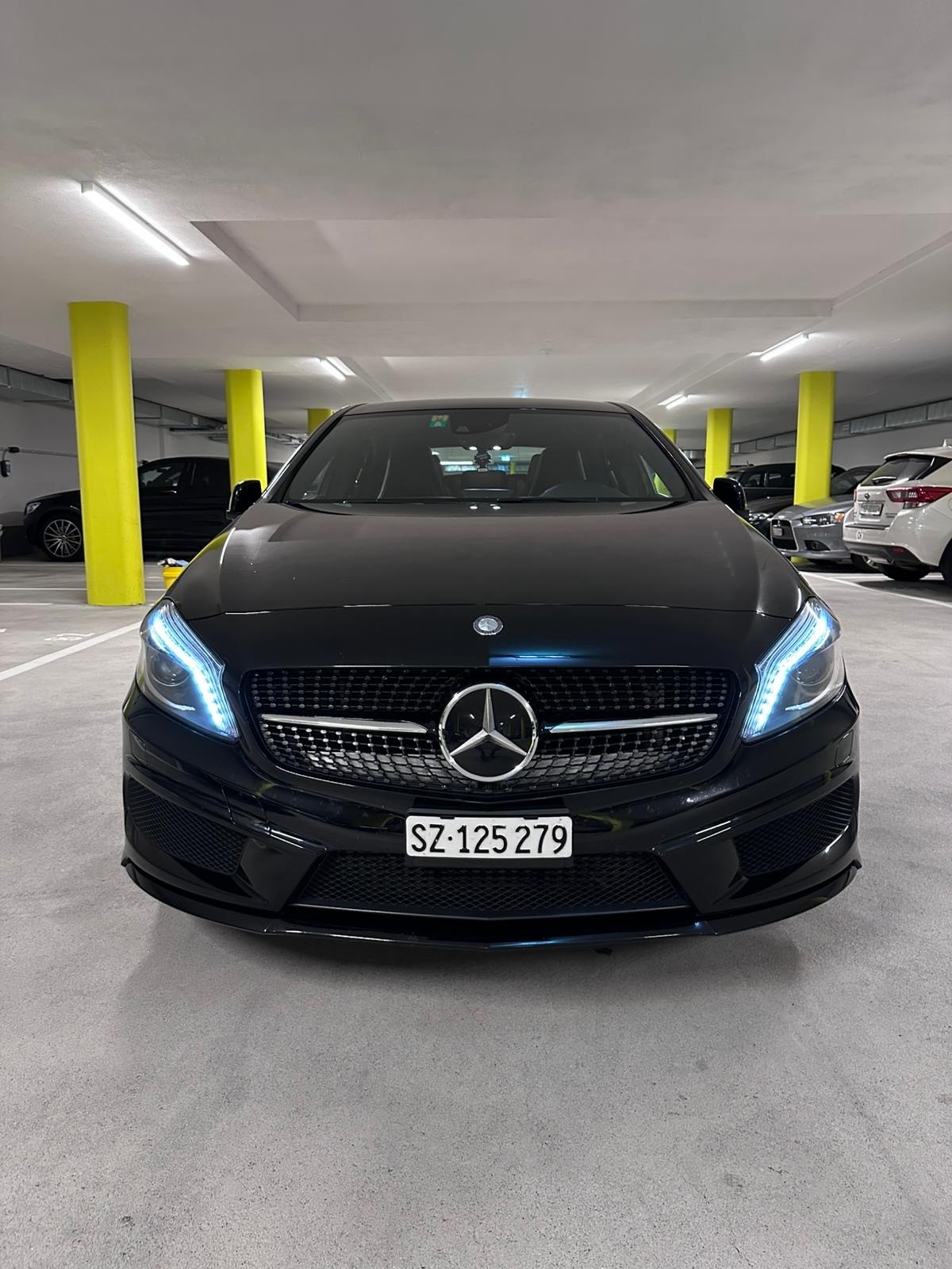 MERCEDES-BENZ A 250 AMG Line 4Matic 7G-DCT