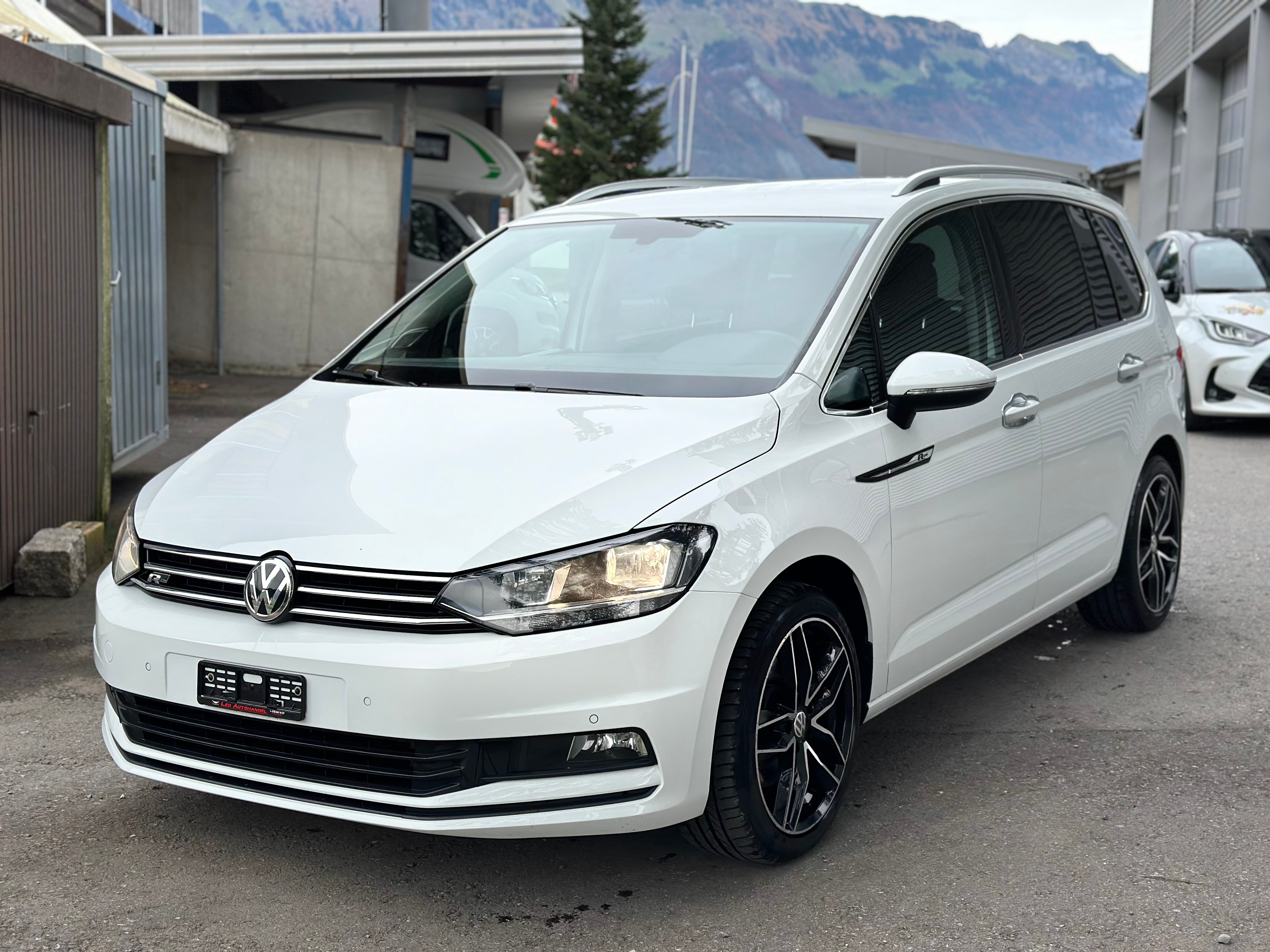 VW Touran 2.0 TDI BlueMotion Technology Highline