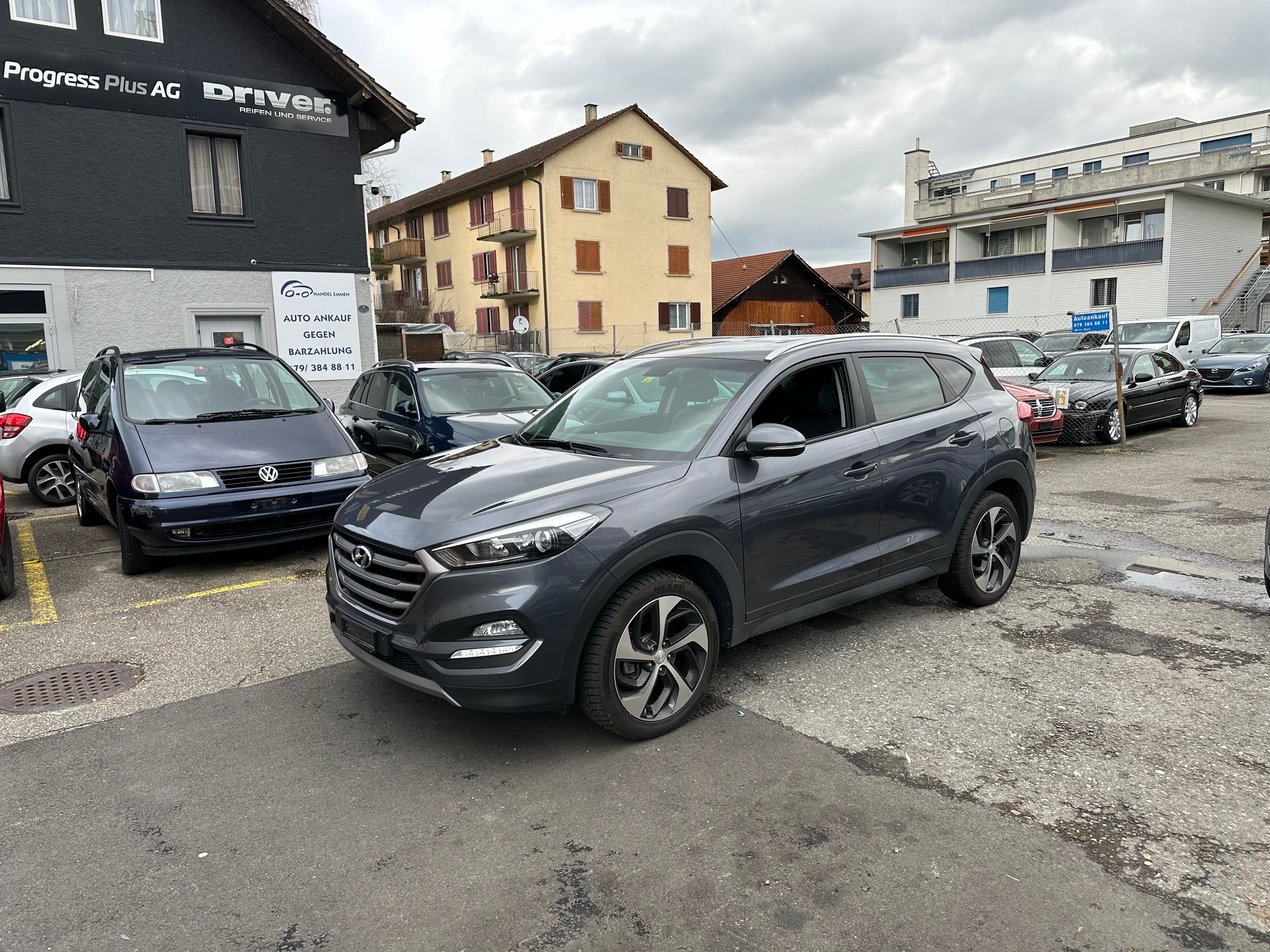 HYUNDAI TUCSON