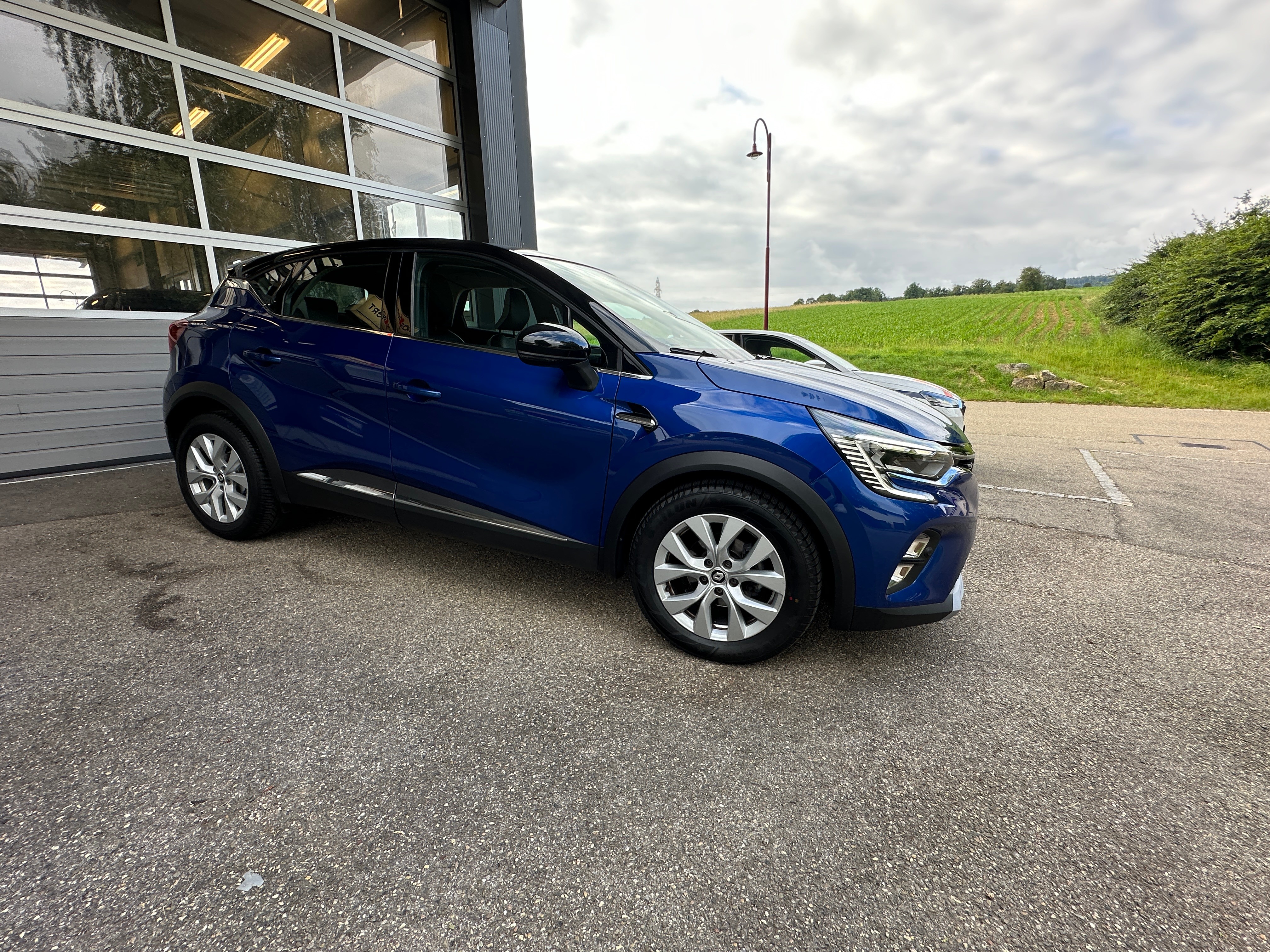 RENAULT Captur 1.3 TCe EDC Intens EDC