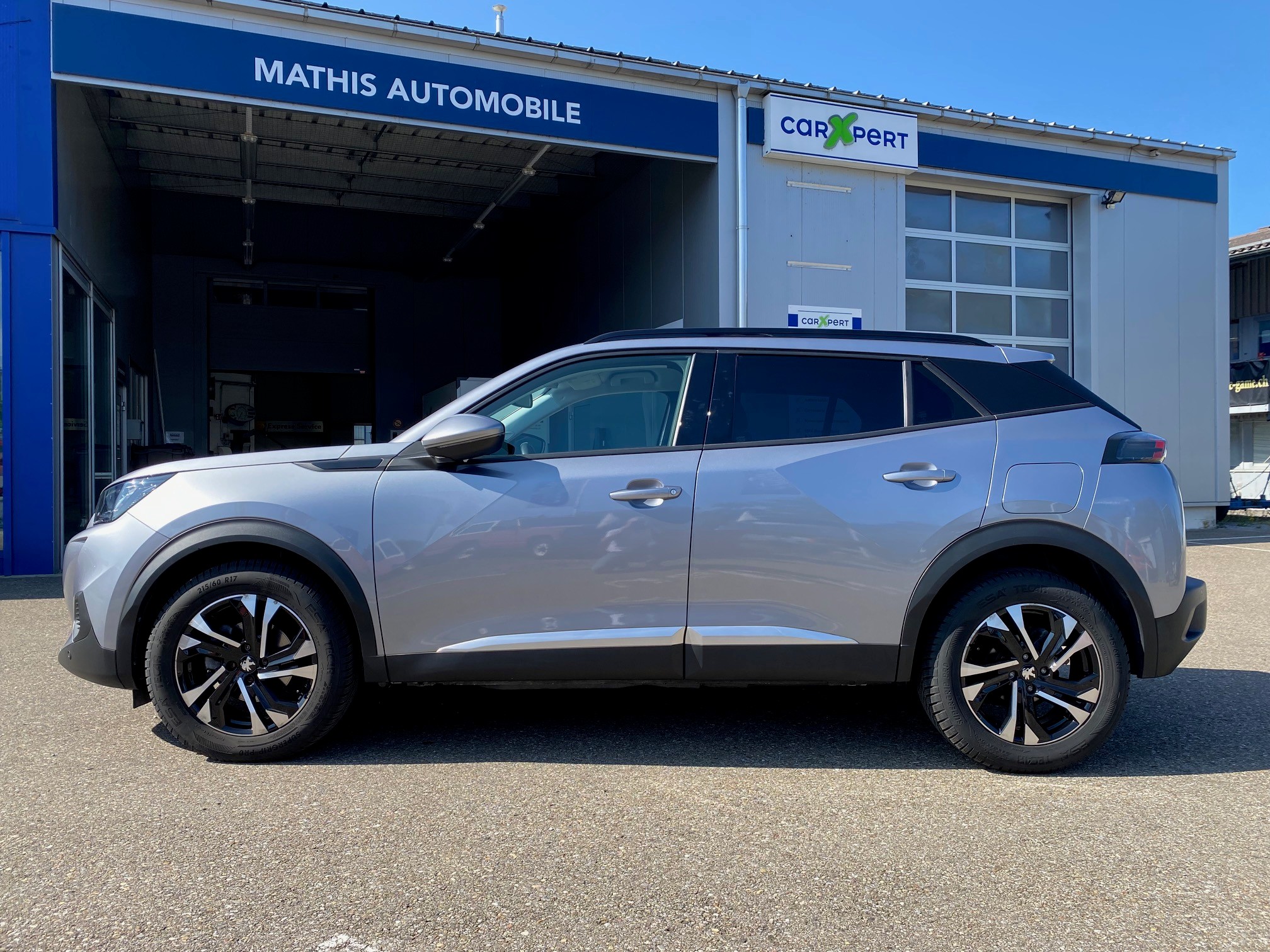 PEUGEOT 2008 1.2 PureTech Allure EAT8