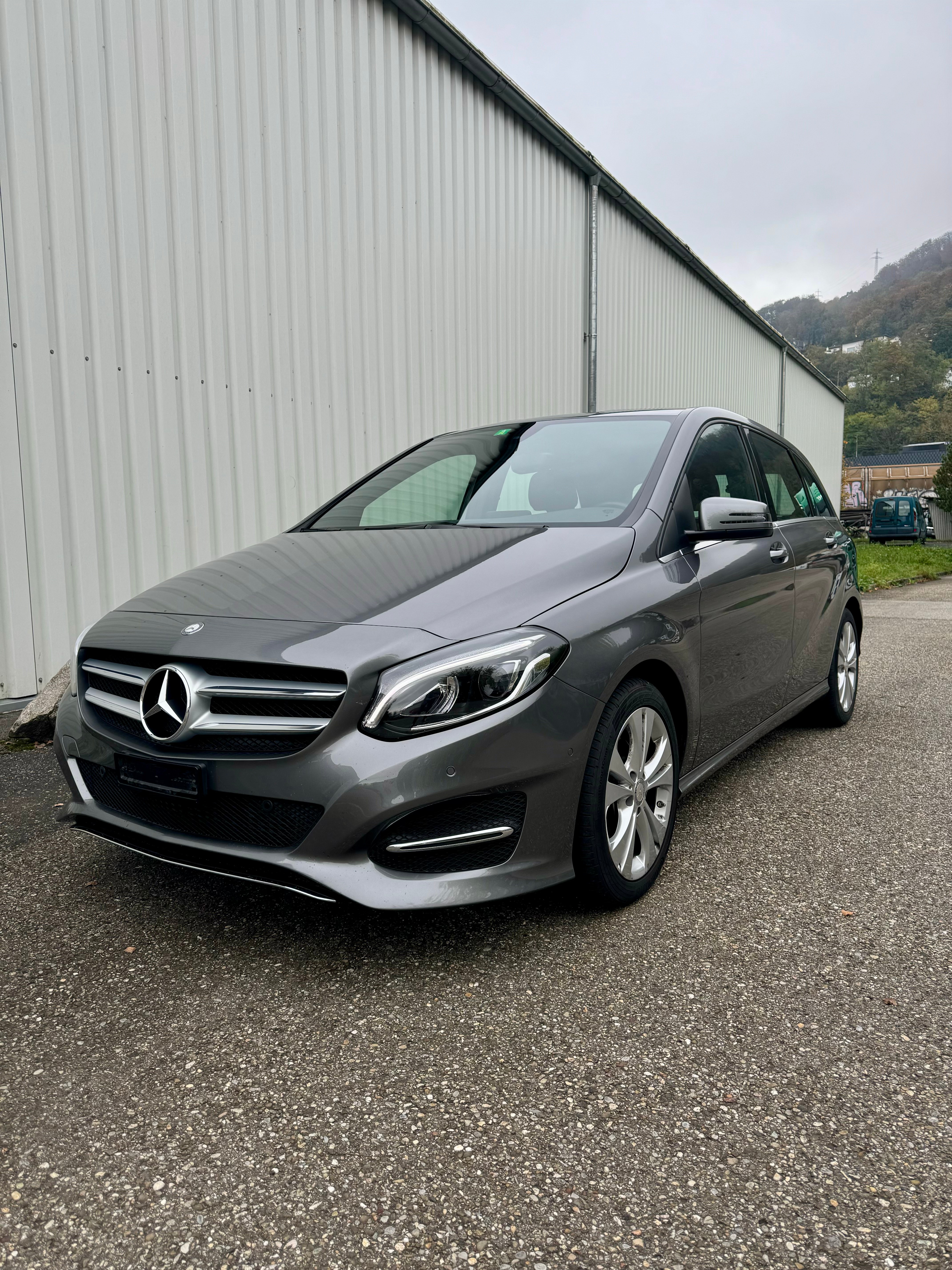 MERCEDES-BENZ B 220 Urban 4Matic 7G-DCT