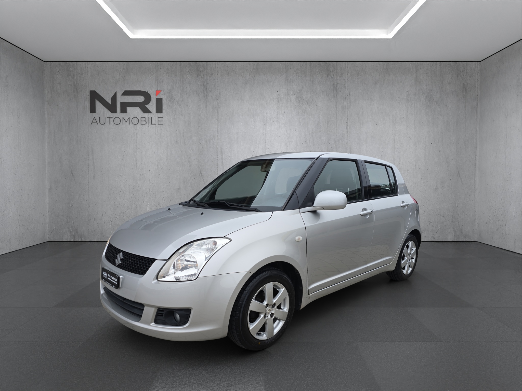 SUZUKI Swift 1.3 GL Top