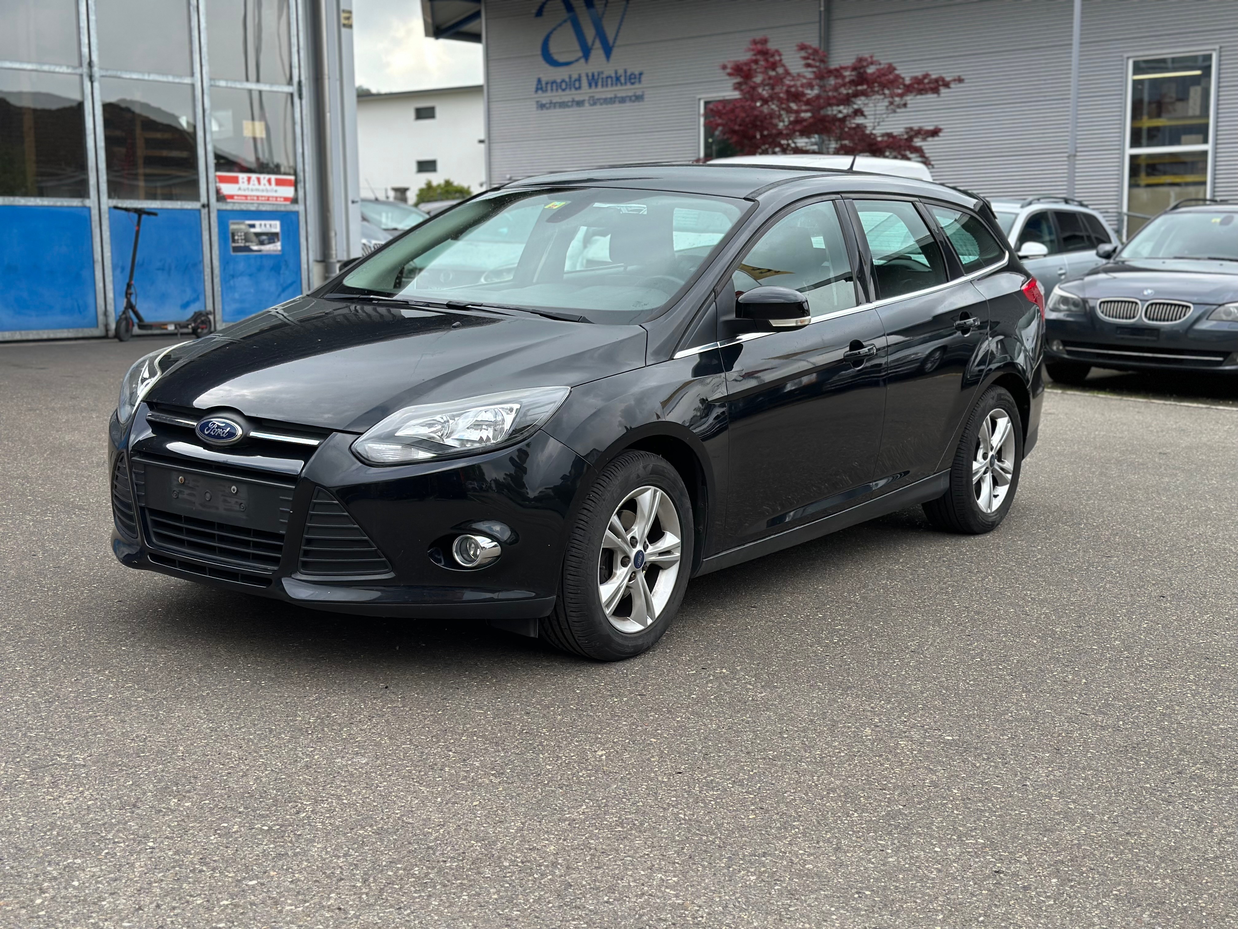 FORD Focus 1.0 SCTi Carving