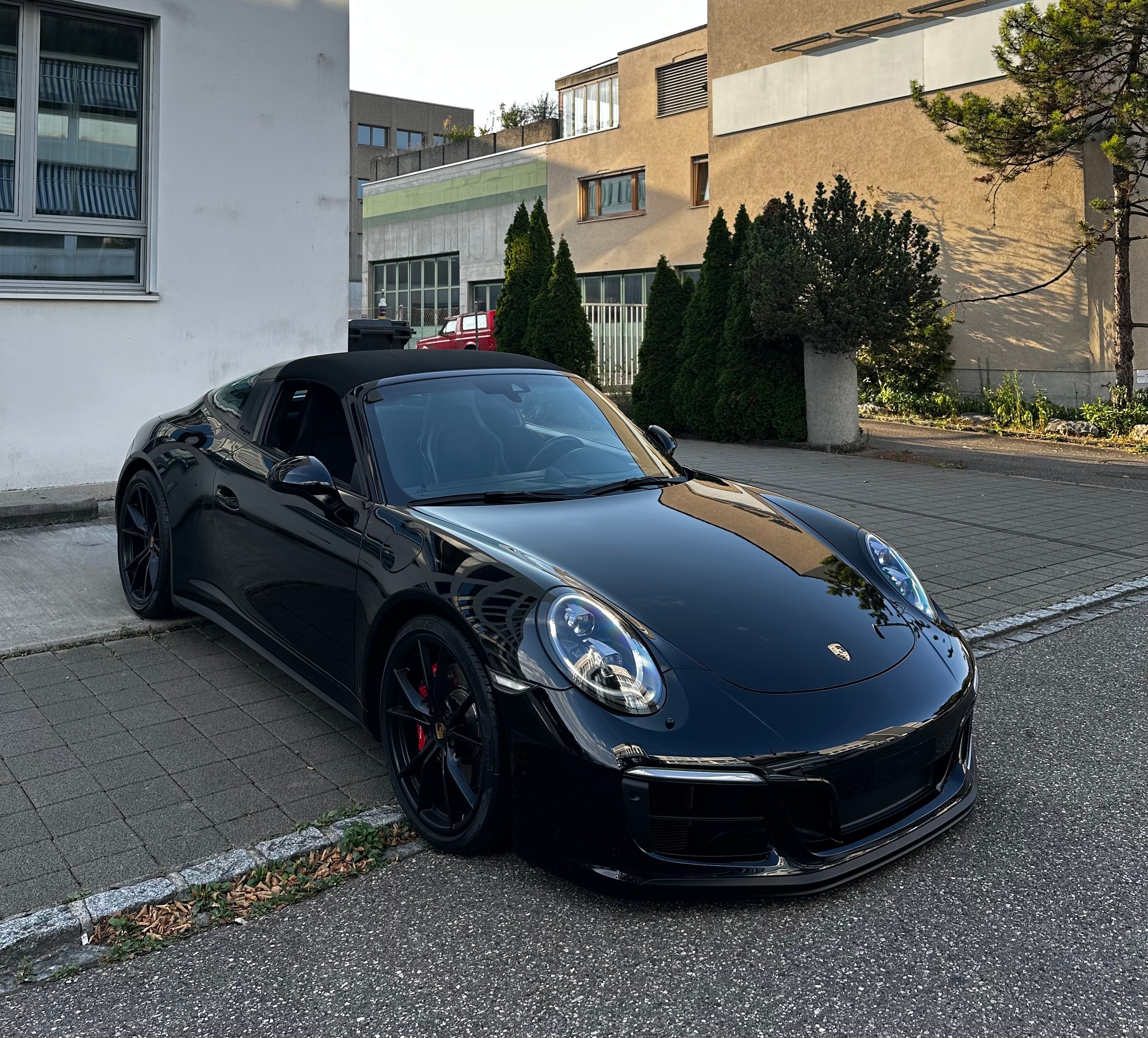 PORSCHE 911 Targa 4 GTS PDK