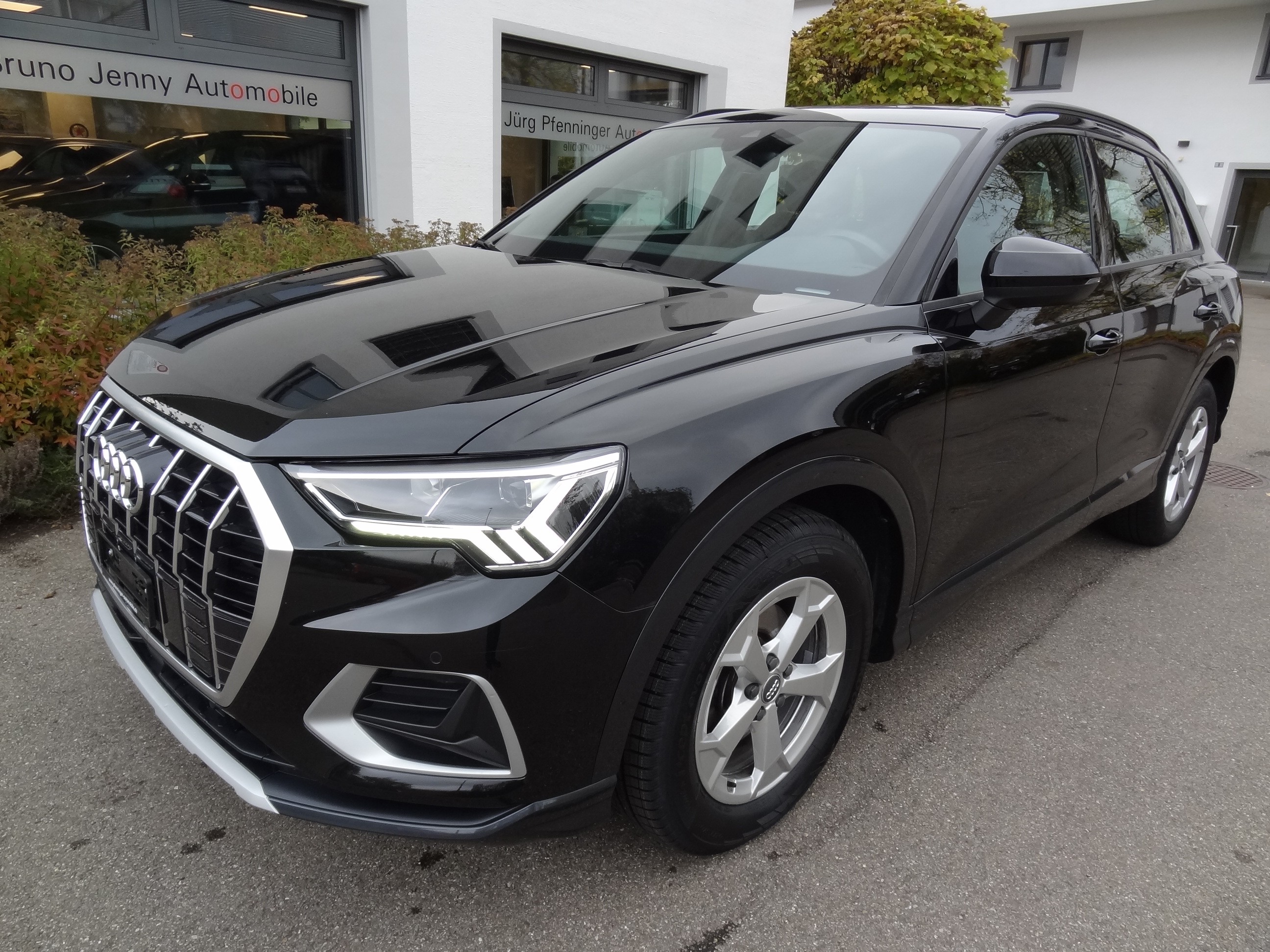 AUDI Q3 35 TDI advanced S-Line quattro S-tronic