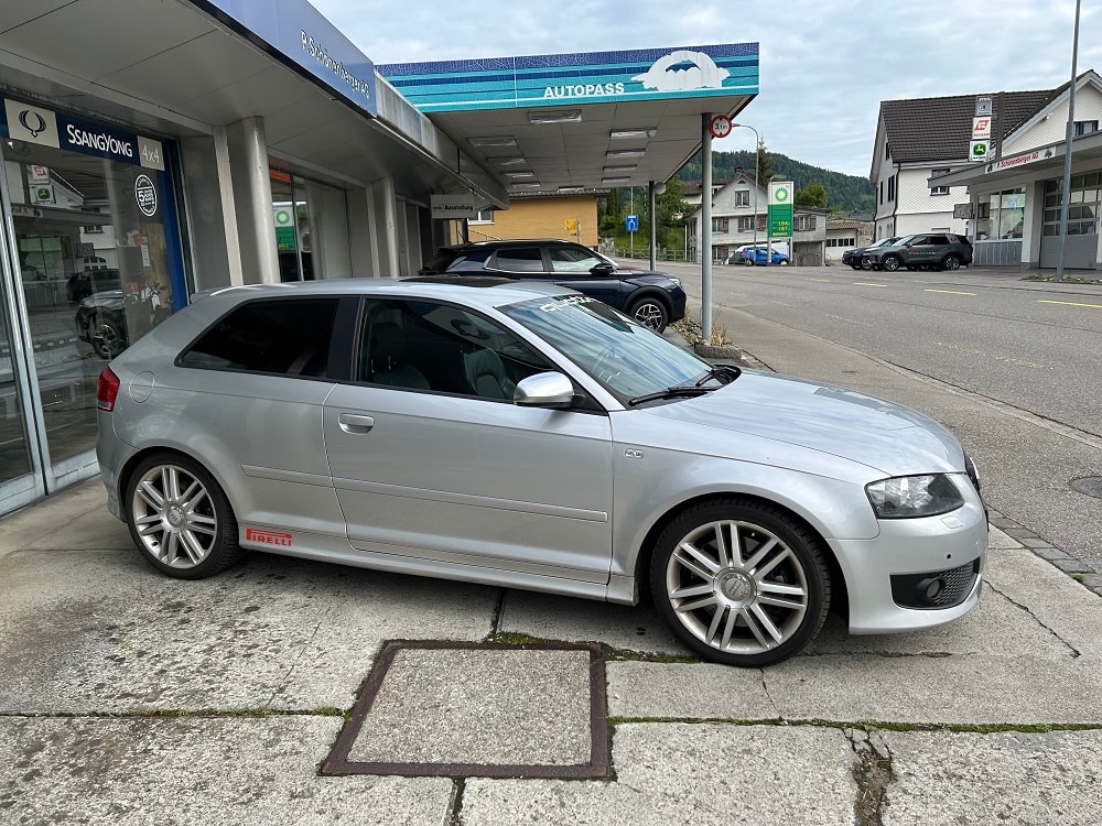 AUDI S3 2.0 Turbo FSI quattro