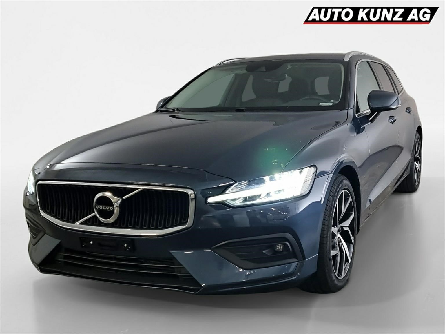 VOLVO V60 T6 AWD Momentum